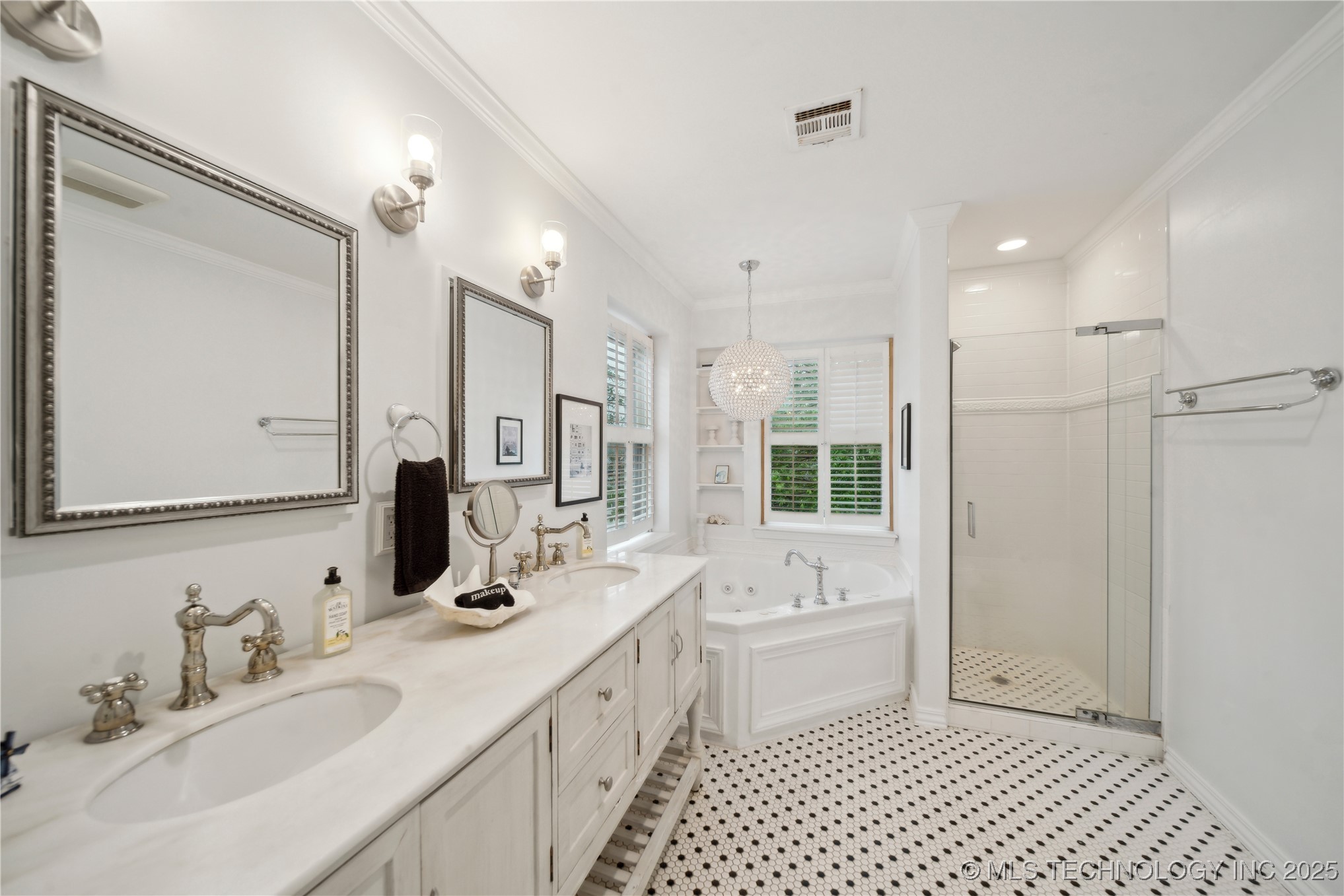 2252 S Troost Avenue Property Photo 18