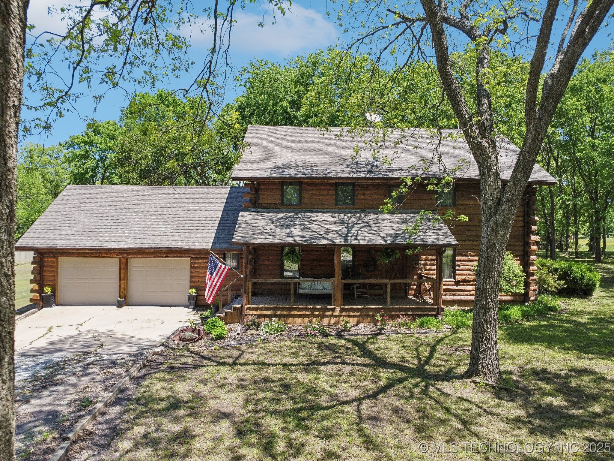 15955 Briar Road Property Photo 1