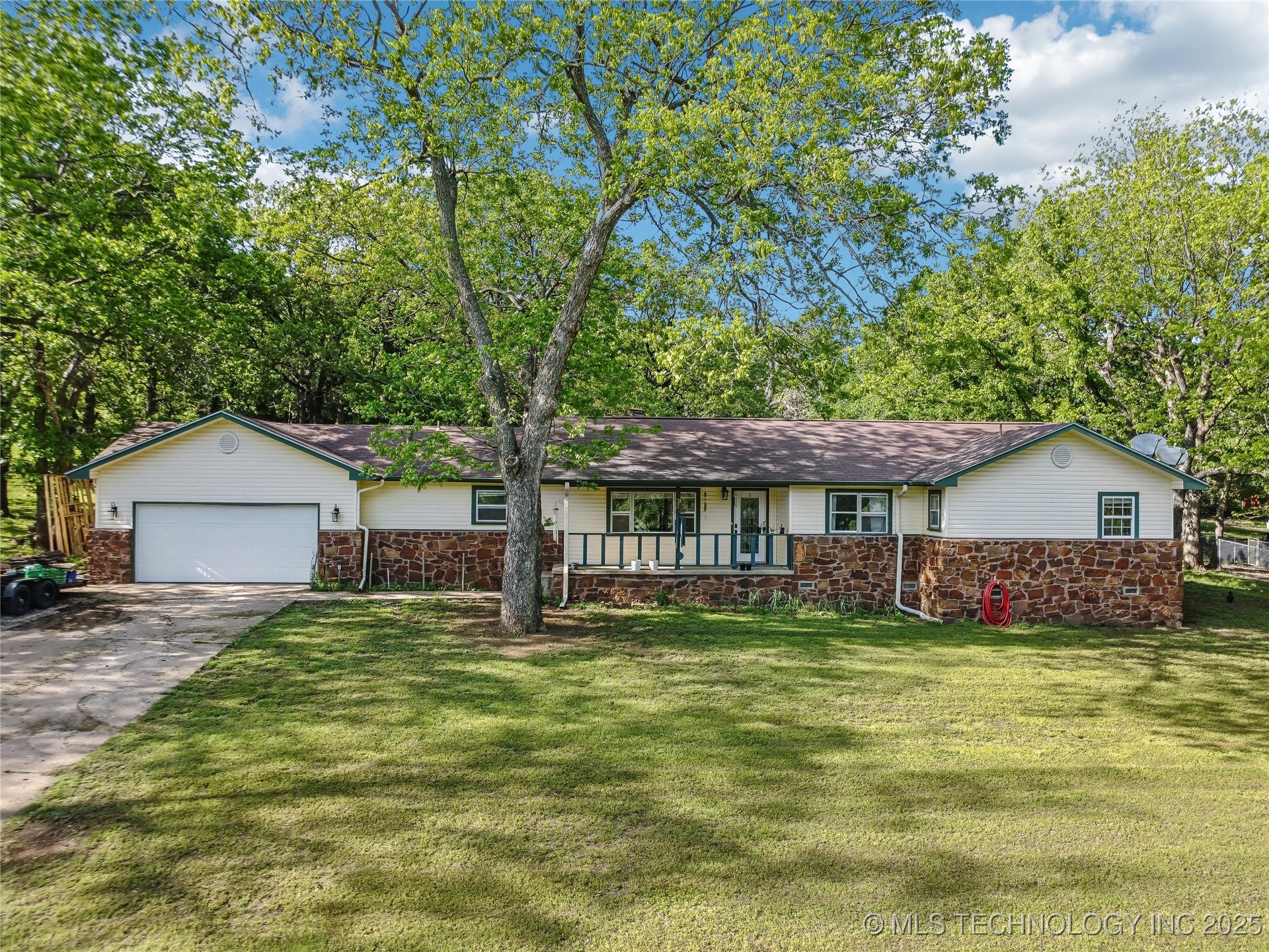 10731 E Fawn Lane Property Photo 1