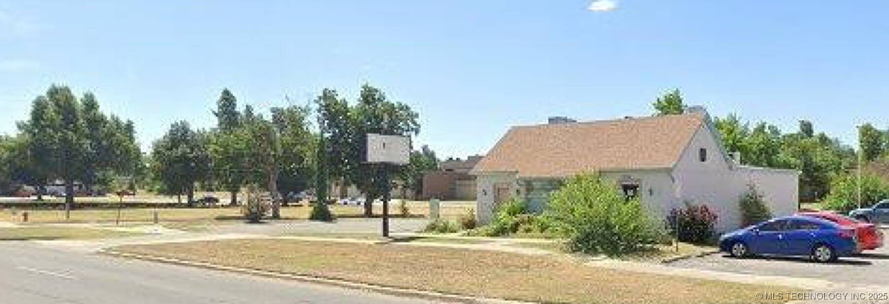 7700 Nw 23rd Street Property Photo