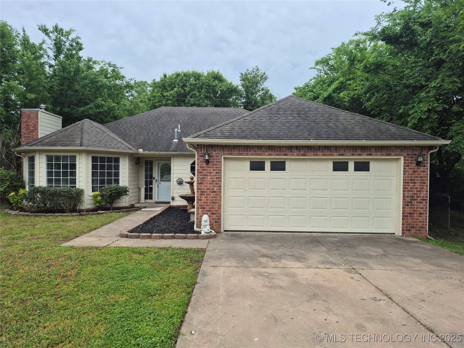 224 E 148th Street Property Photo 1