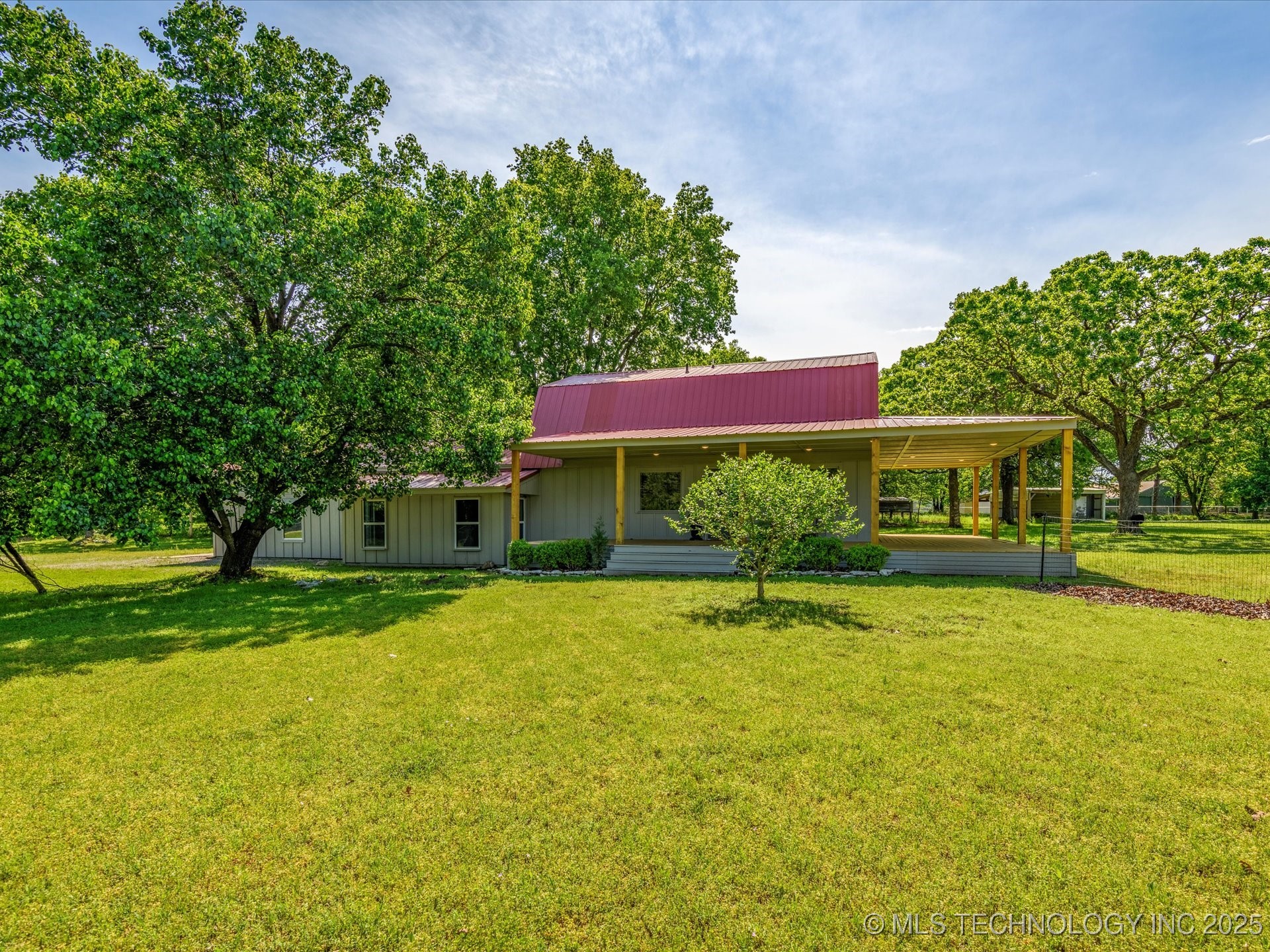 401051 W 2480 Road Property Photo