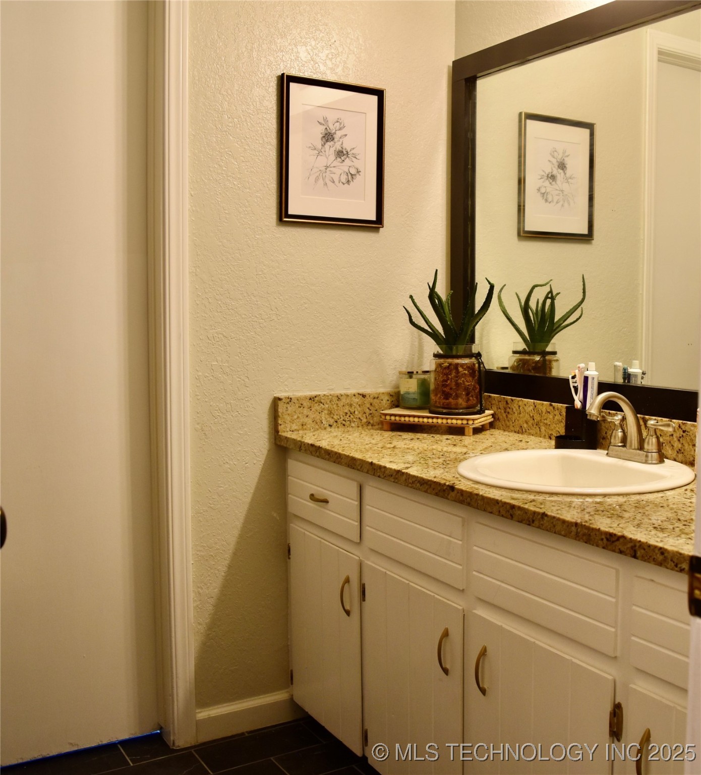 606 Rosewood Court Property Photo 15