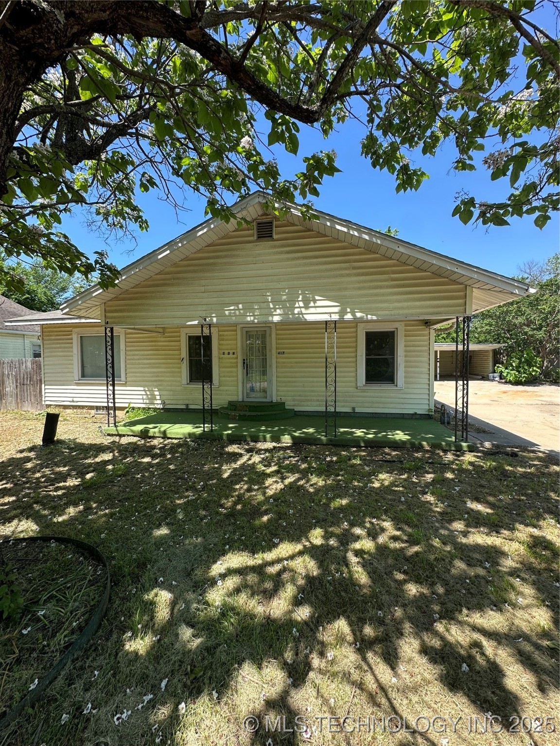 417 E Se Property Photo