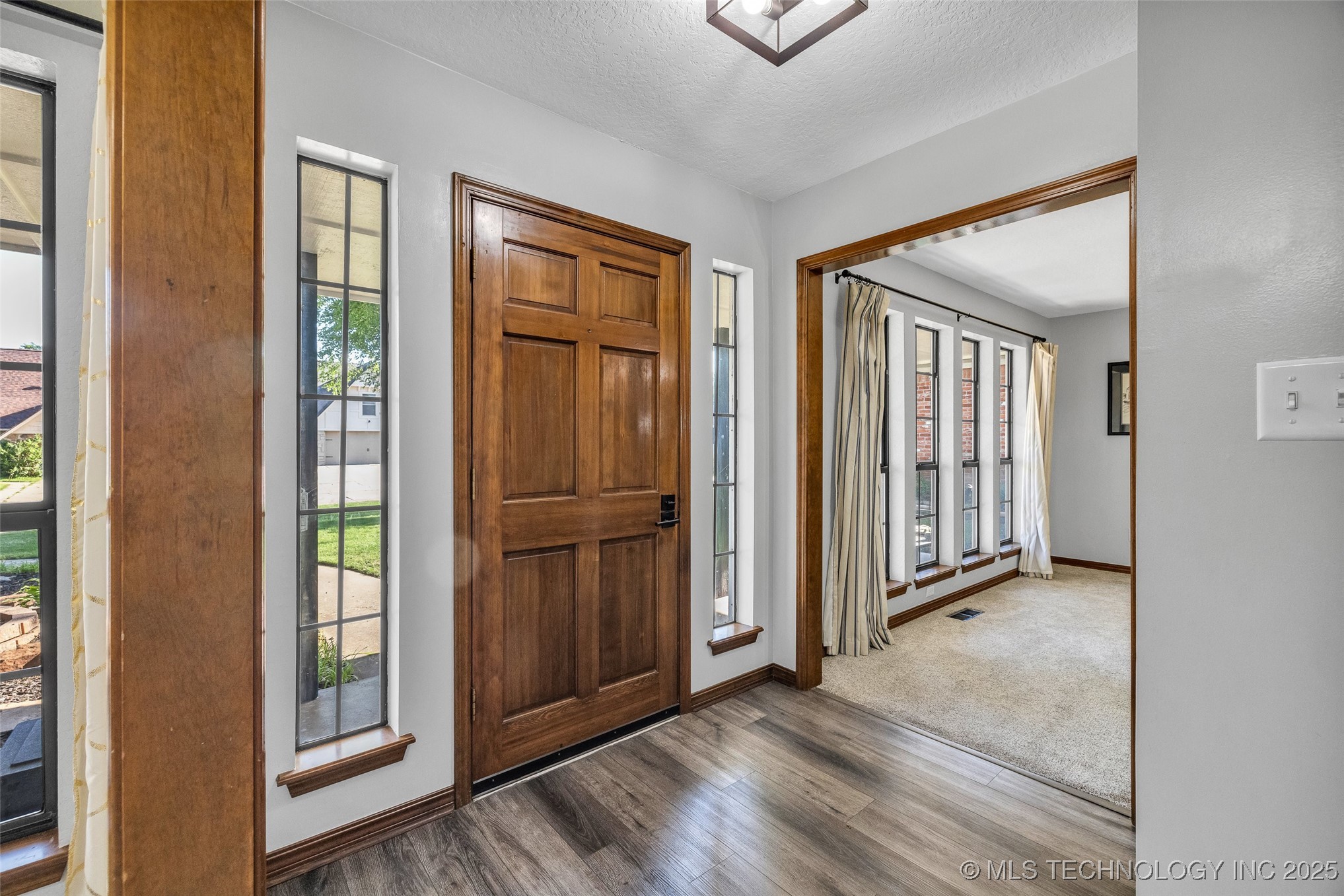 2313 W Nashville Court Property Photo 8