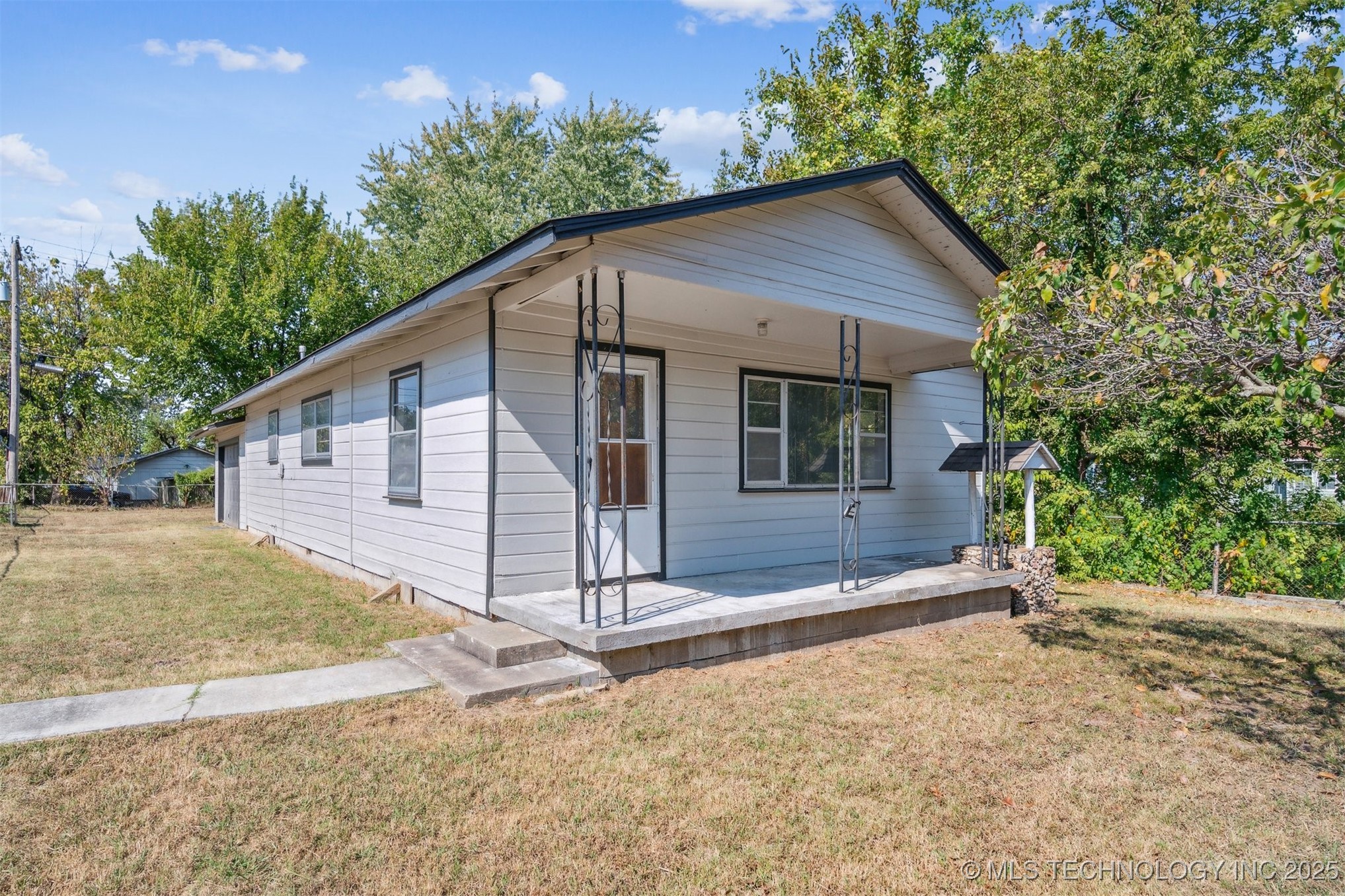 606 S Vann Street Property Photo