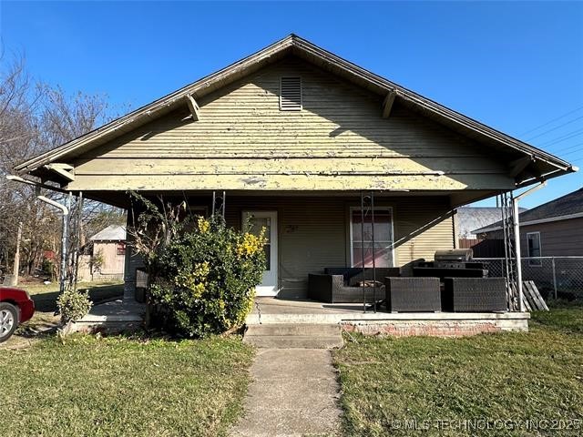 305 N Taft Avenue Property Photo
