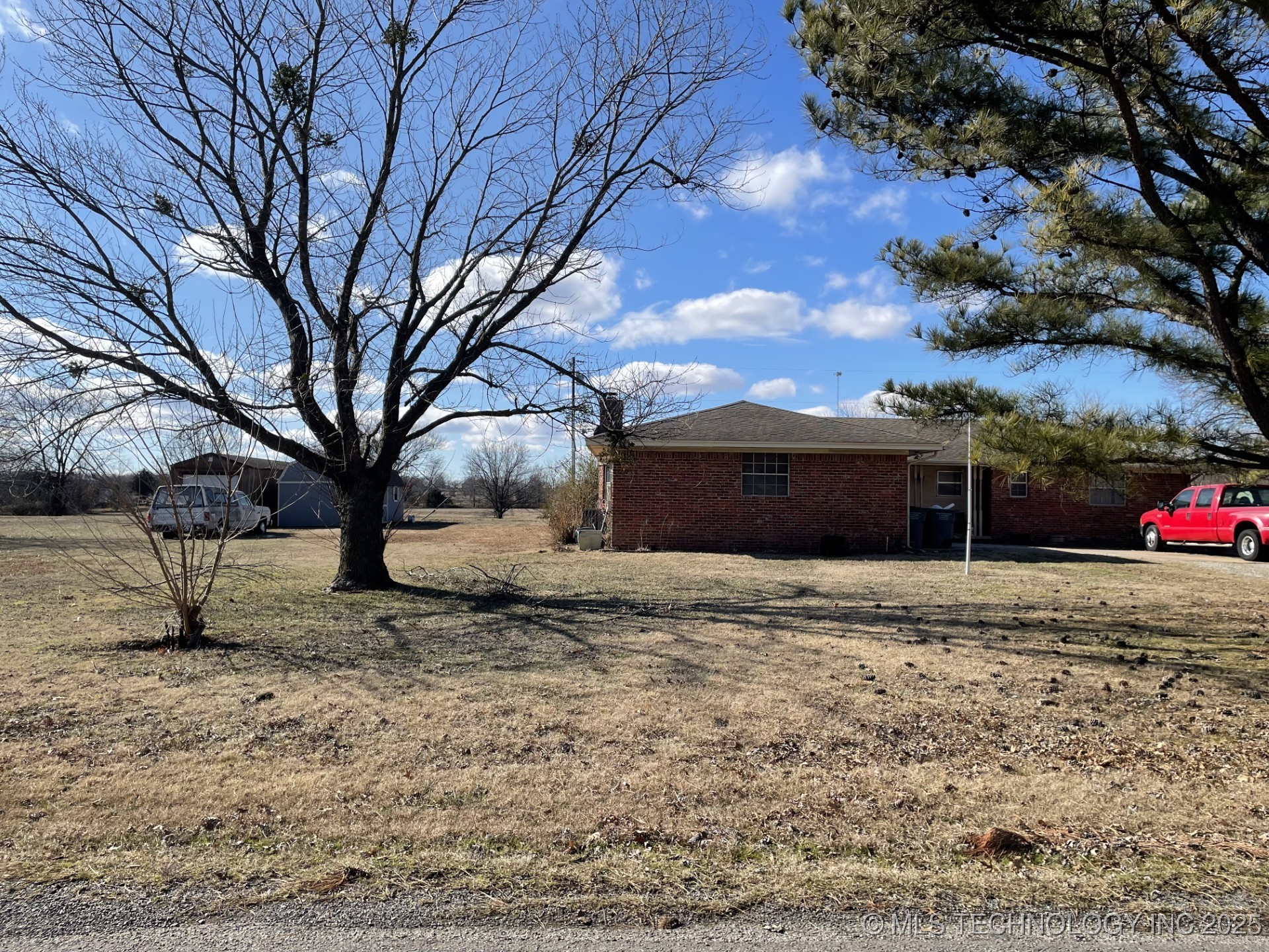 103 S Zion Avenue Property Photo 1