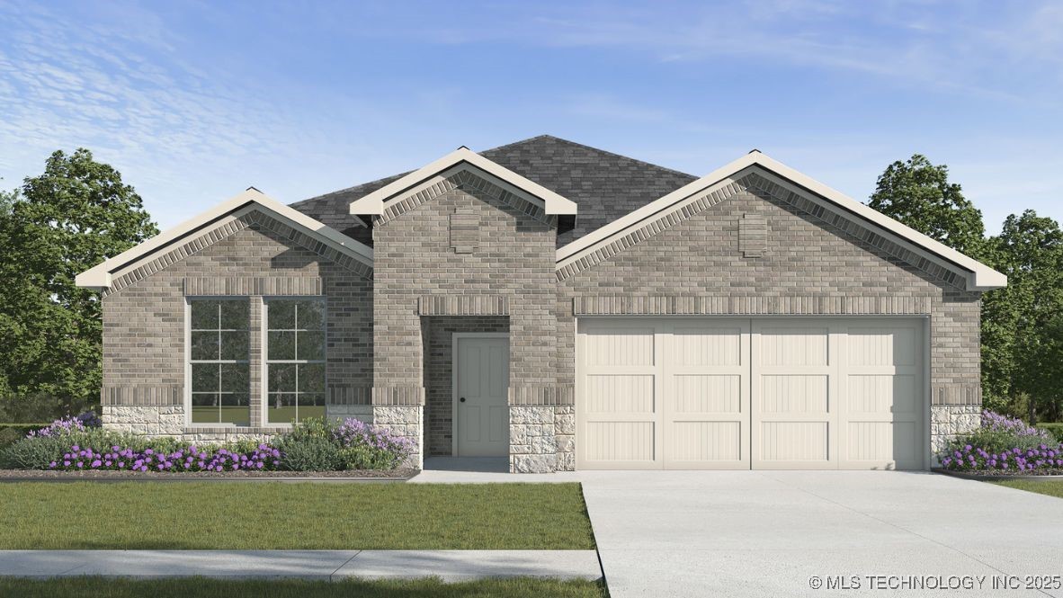 8605 E Dallas Street Property Photo 1