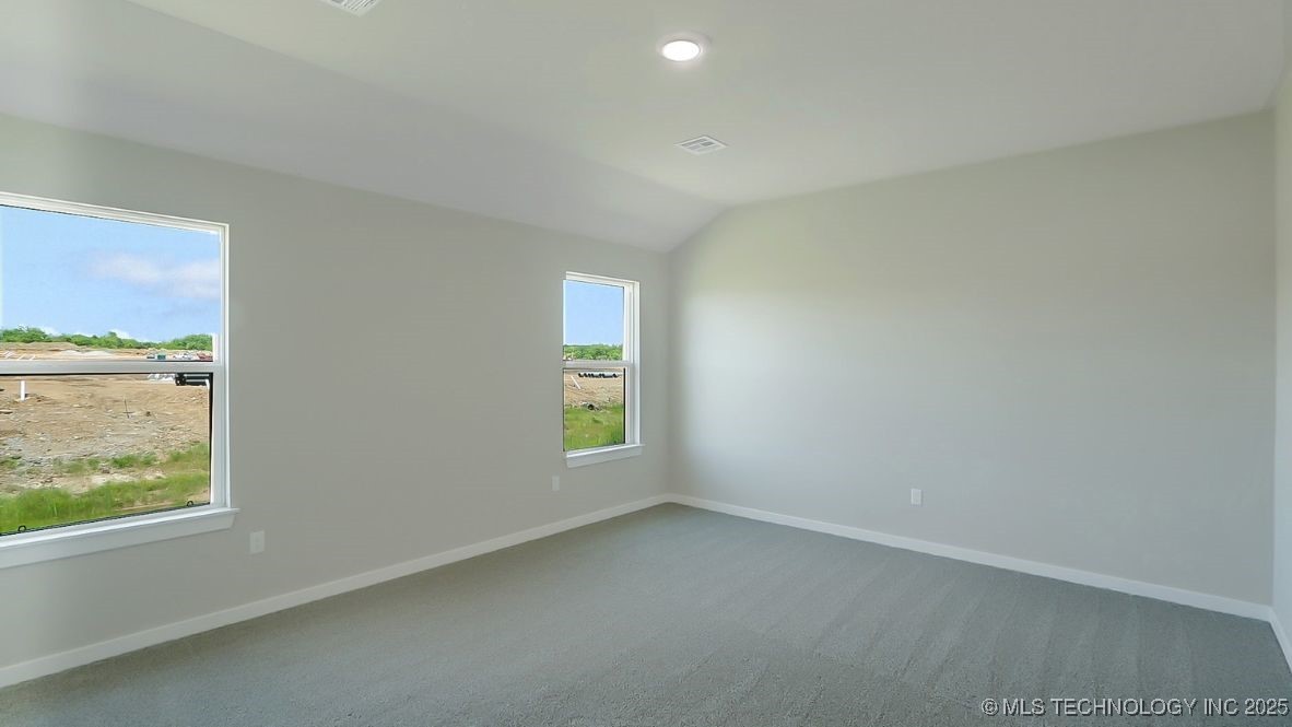 1908 E Urbana Street Property Photo 9
