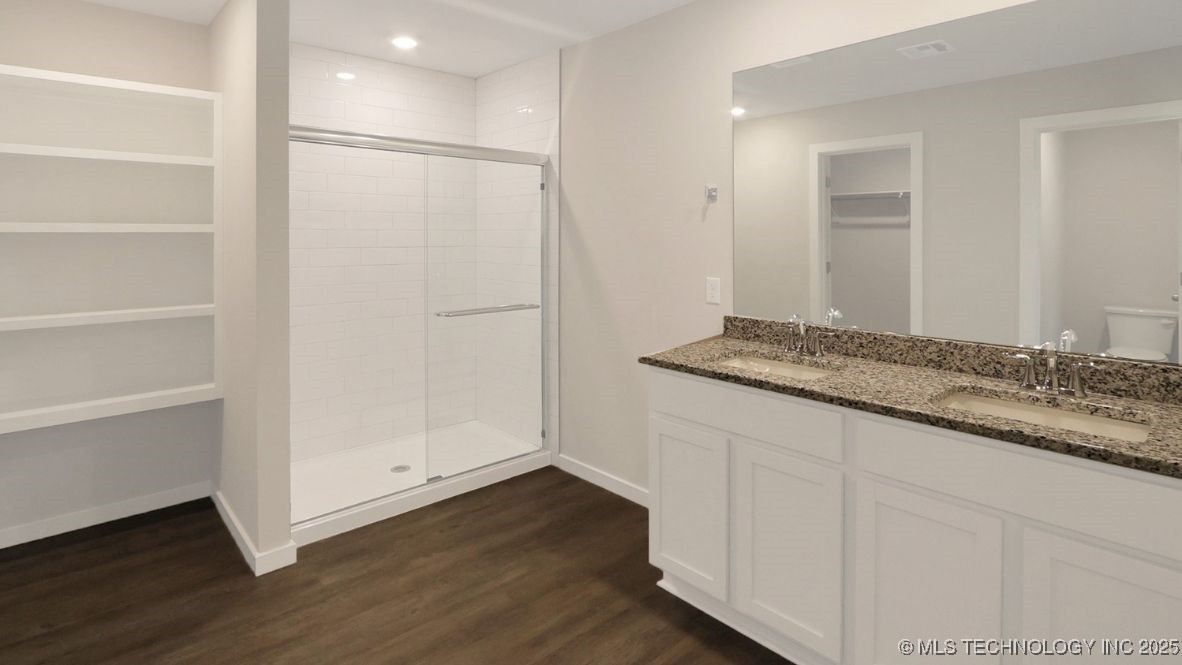 1908 E Urbana Street Property Photo 10