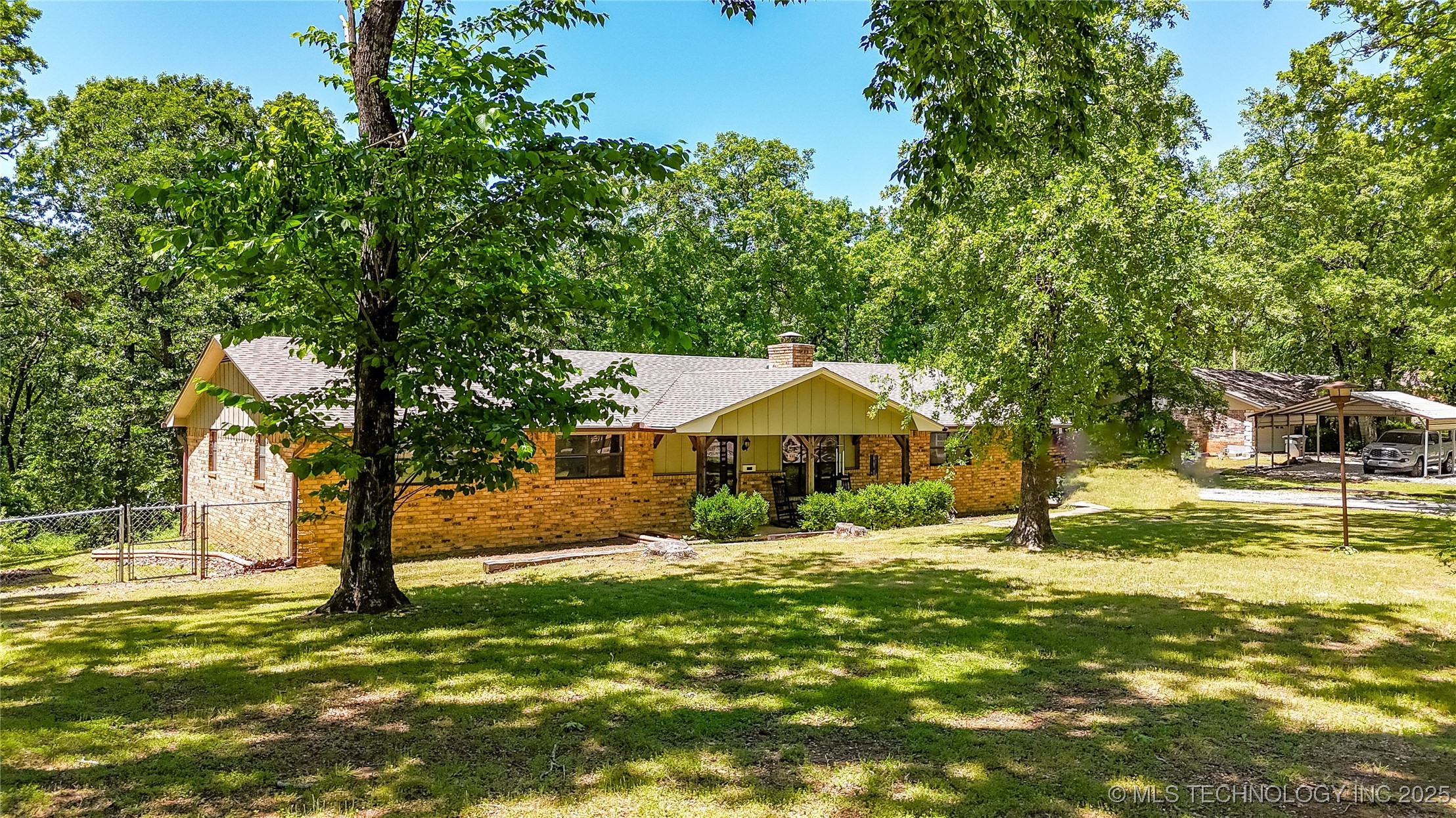 1603 Skyline Property Photo 1