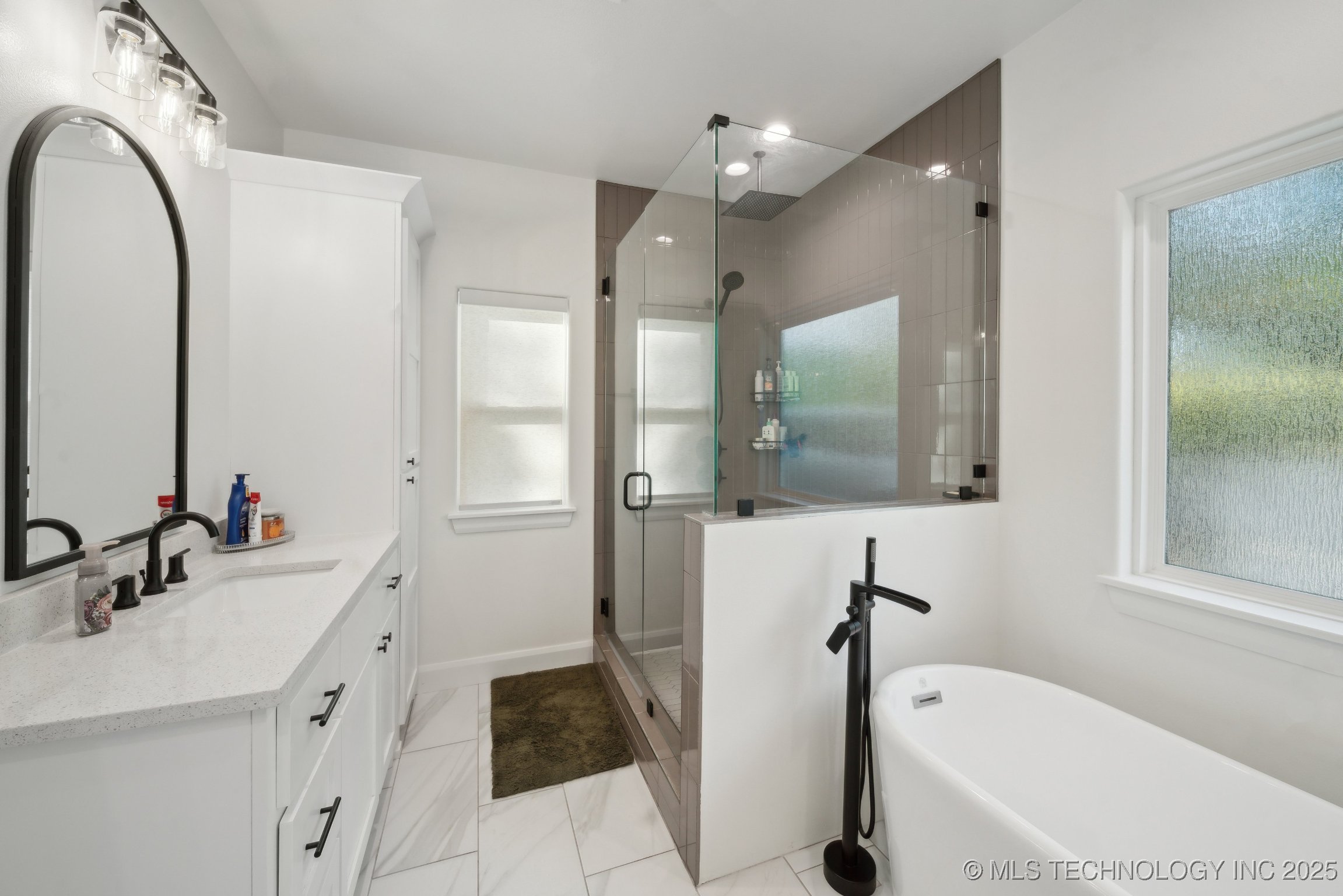 10222 S 198th West Avenue Property Photo 21