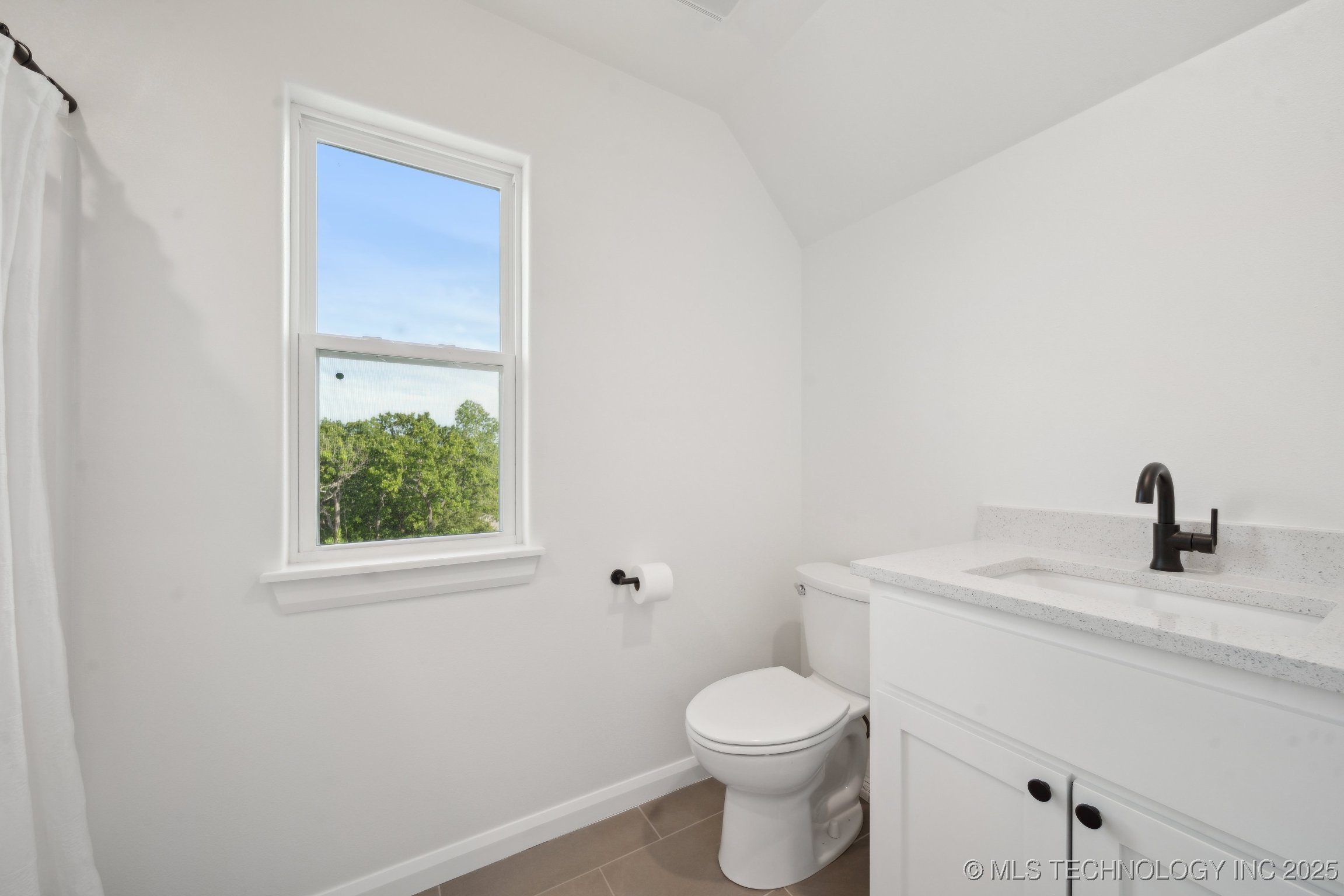 10222 S 198th West Avenue Property Photo 25