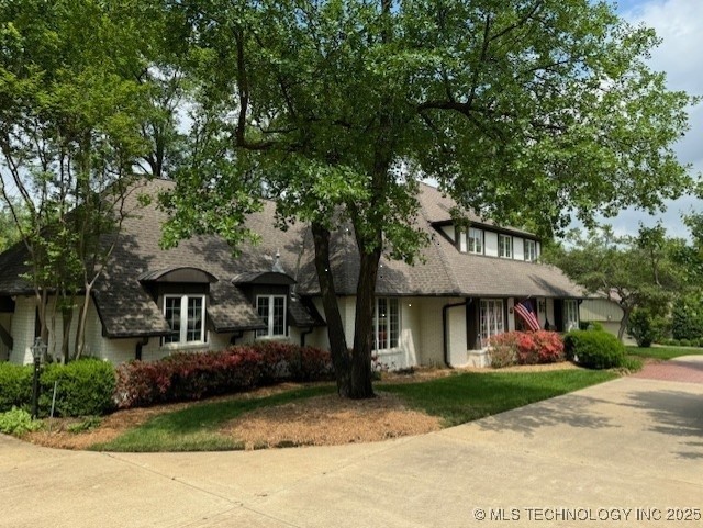 3421 E 62nd Street Property Photo 1