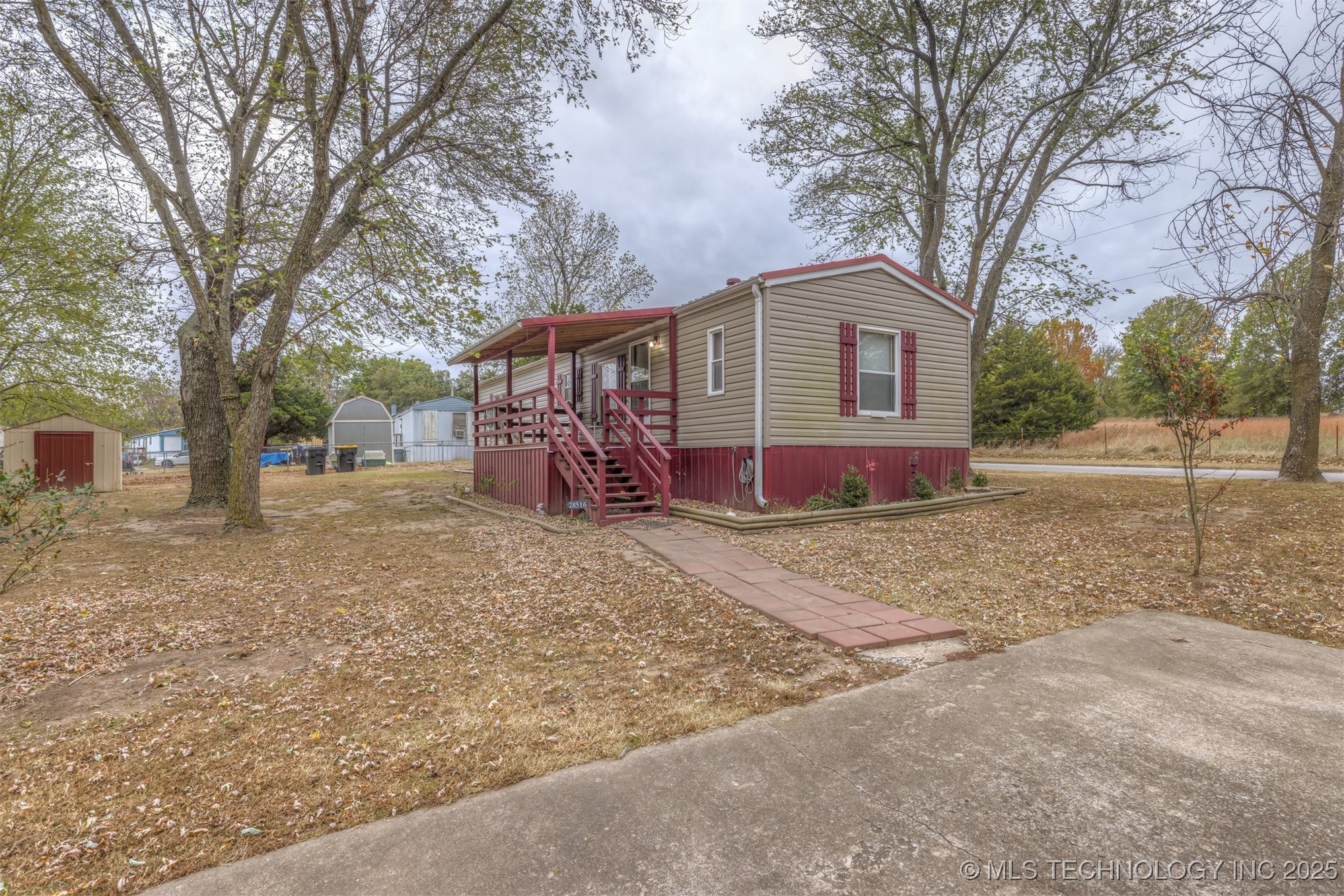 28516 E 149th Street S Property Photo 1