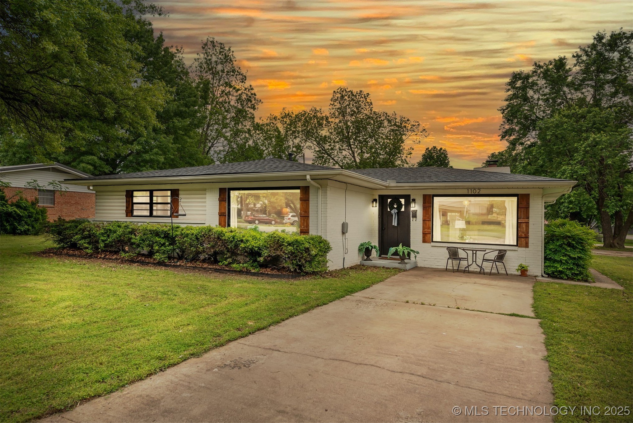 1102 Se 13th Street Property Photo