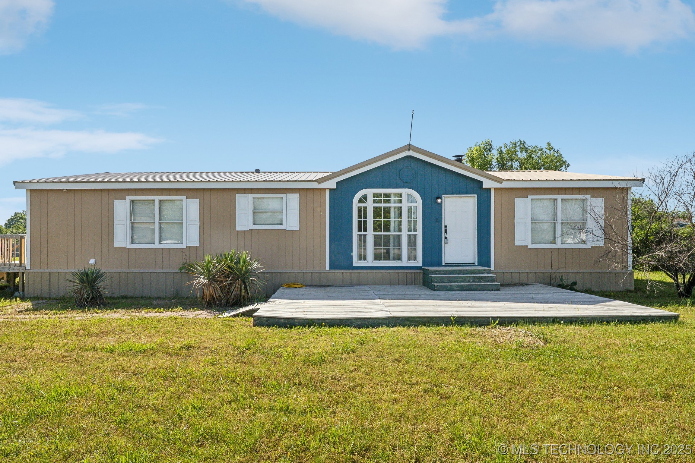 40560 N 3967 Lane Property Photo