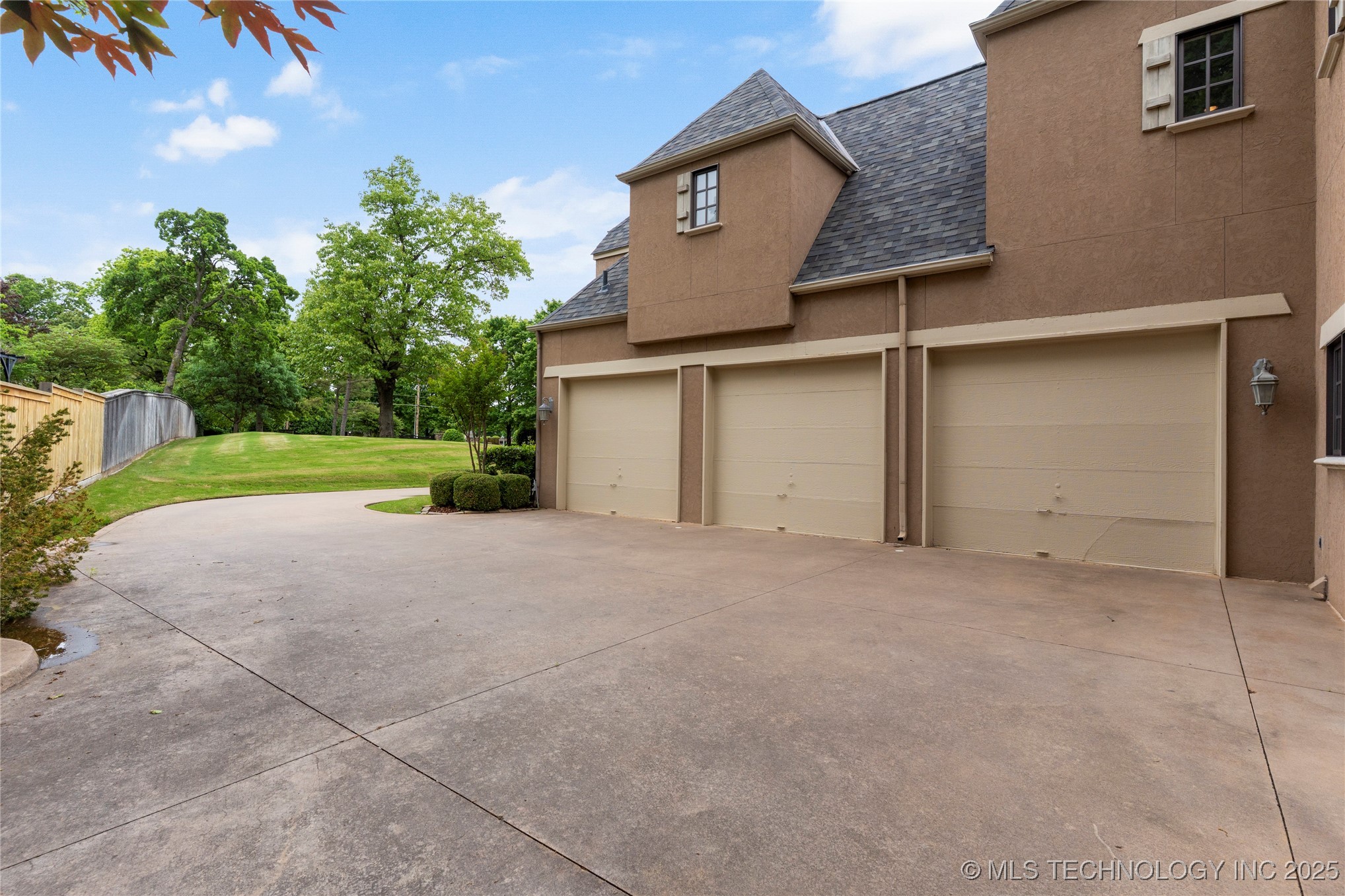 11616 S Hudson Court Property Photo 46