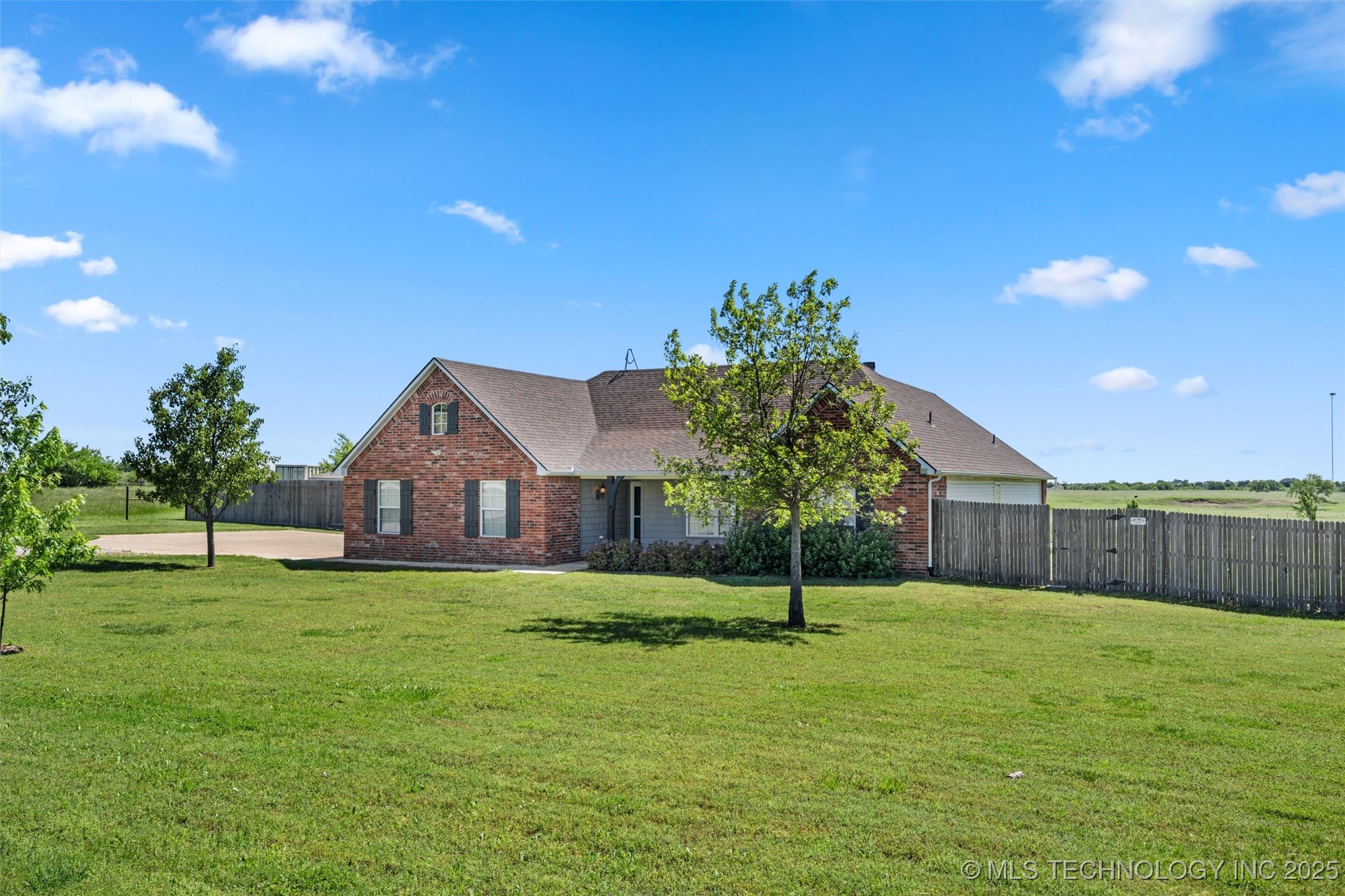 28744 N 3964 Road Property Photo