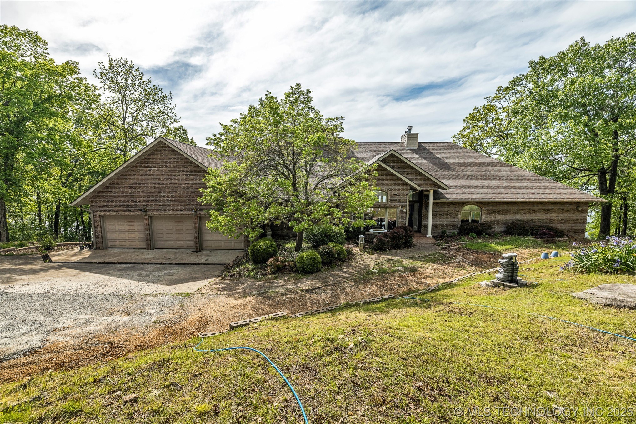 32290 S 630 Road Property Photo 1