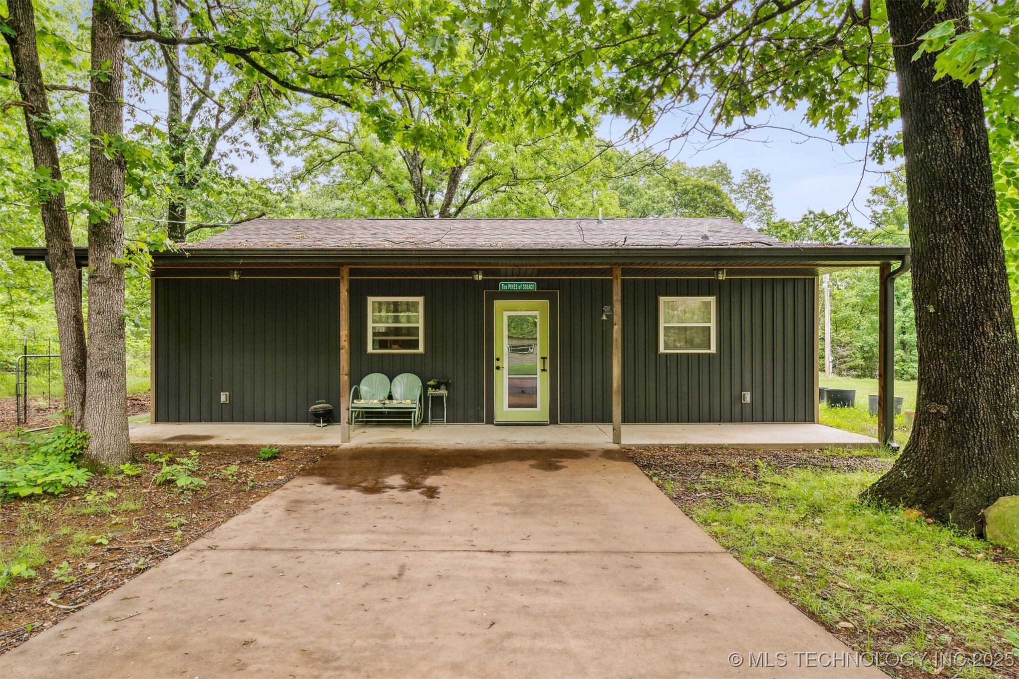 6019 E 620 Road W Property Photo 1