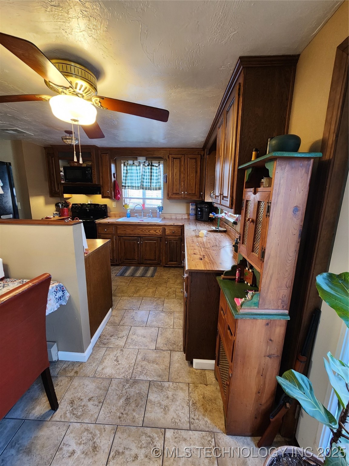 14360 County Road 3505 Loop Property Photo 12