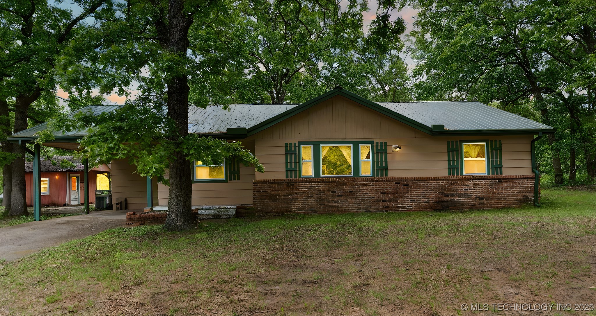151525 Hwy 82 N Property Photo