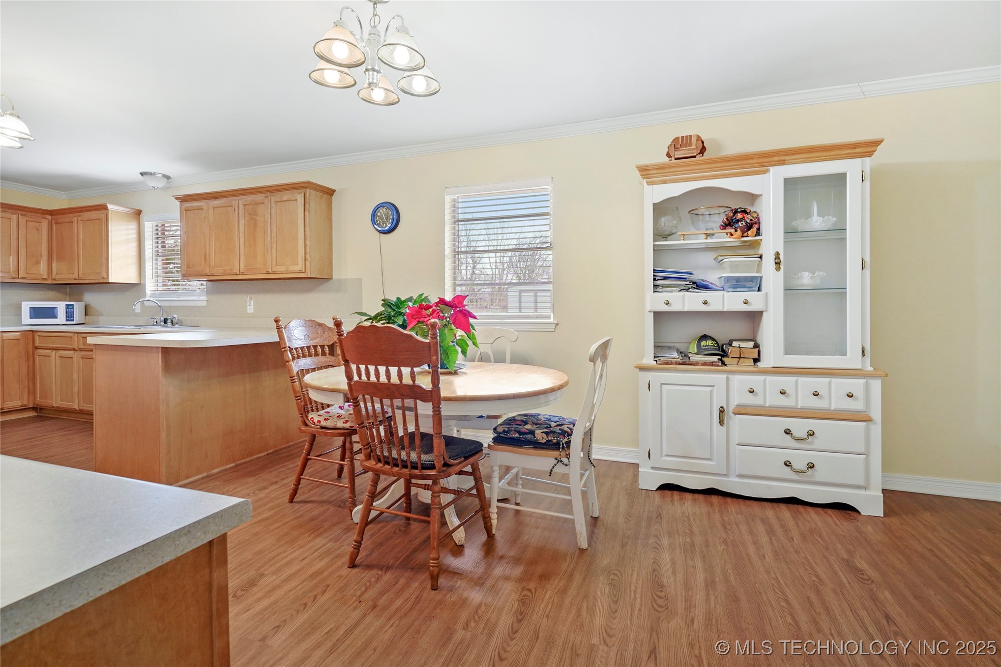 1601 S 165th West Avenue Property Photo 10
