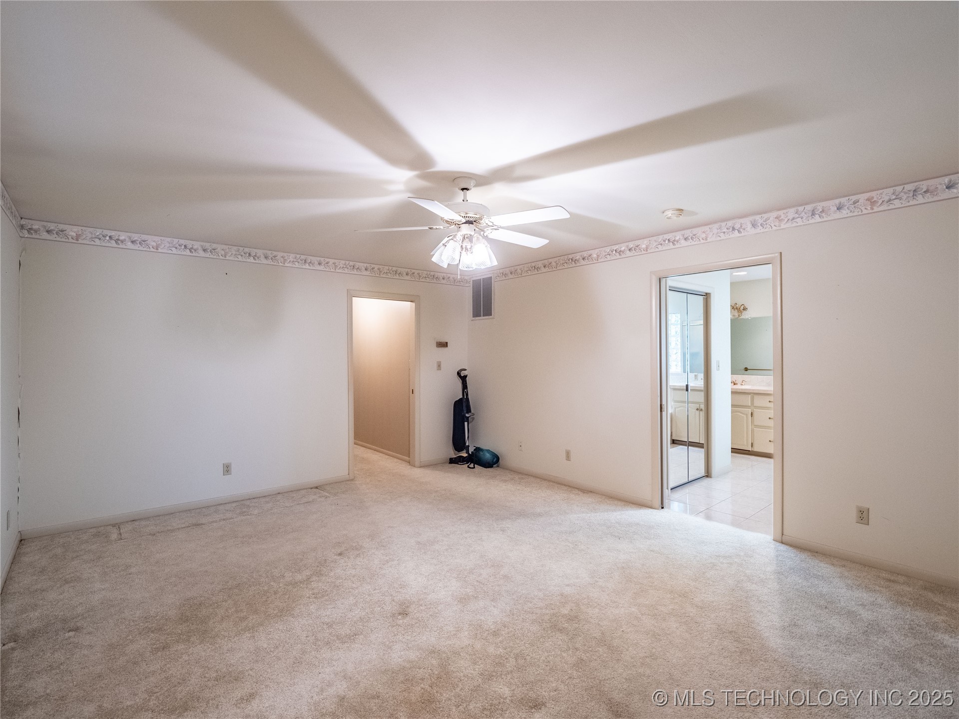 1708 Louise Property Photo 18