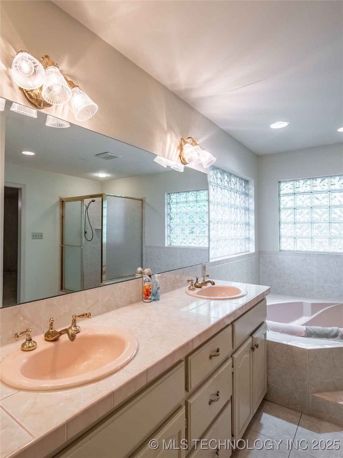 1708 Louise Property Photo 24