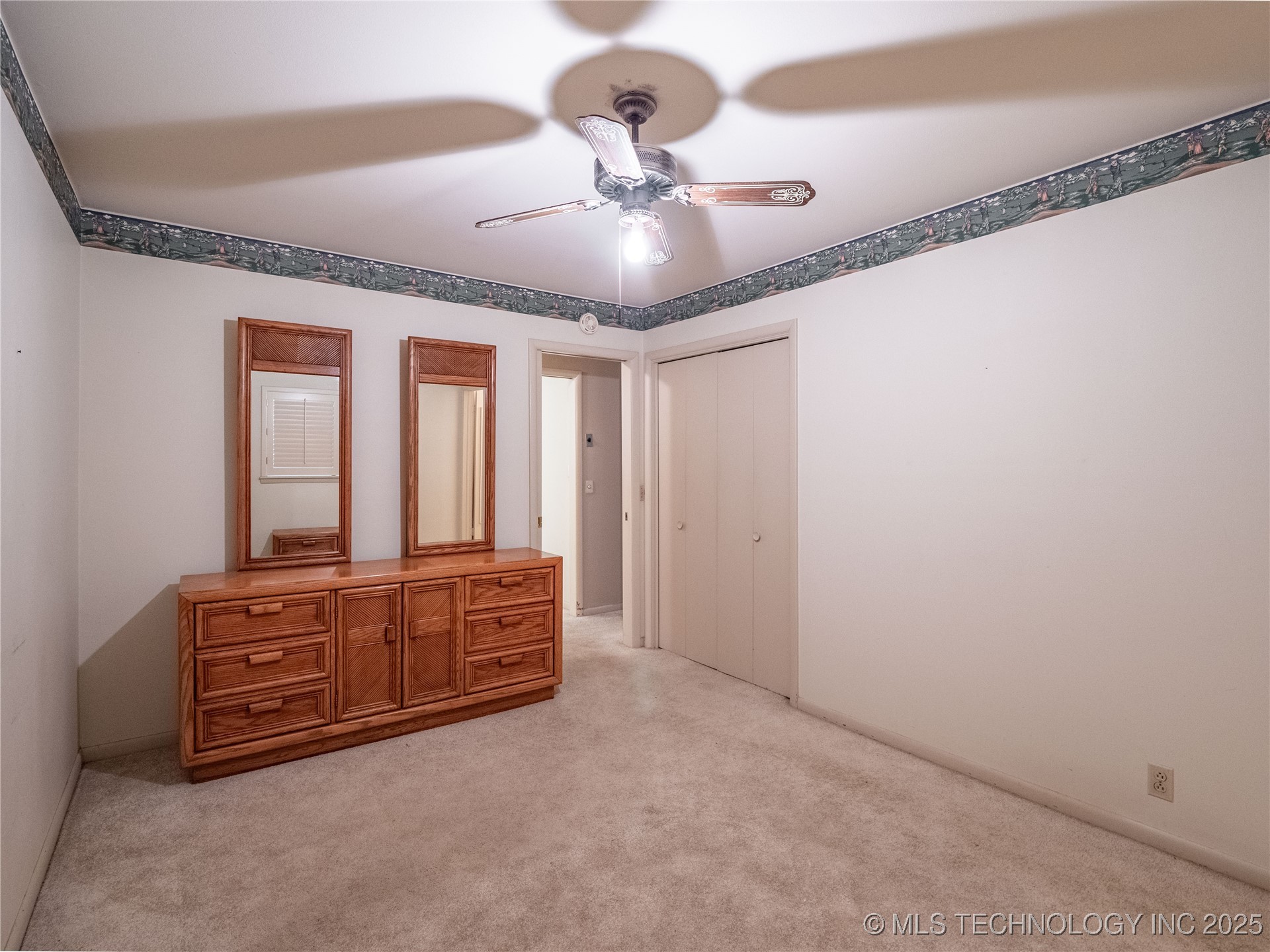 1708 Louise Property Photo 31