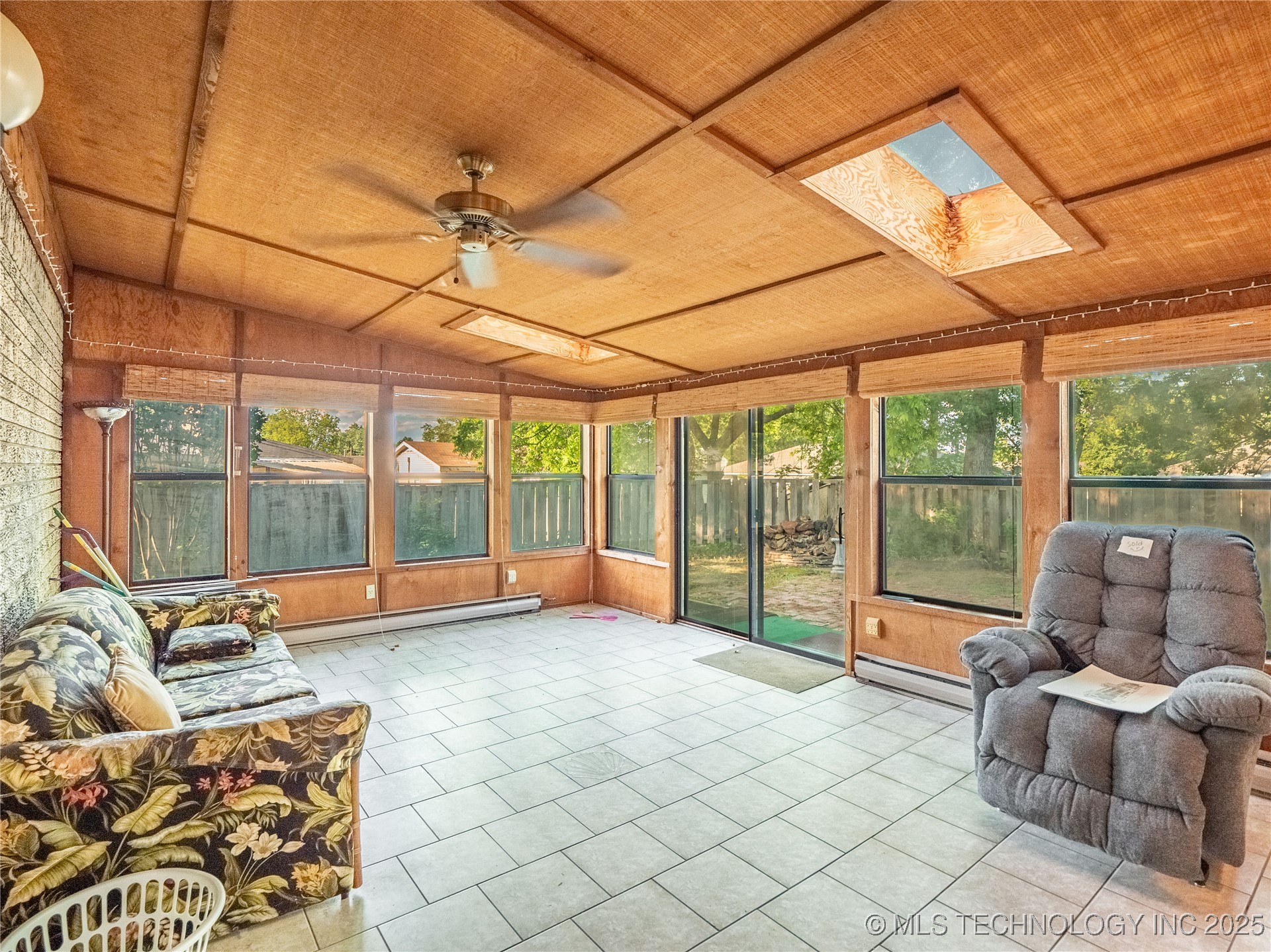 1708 Louise Property Photo 37