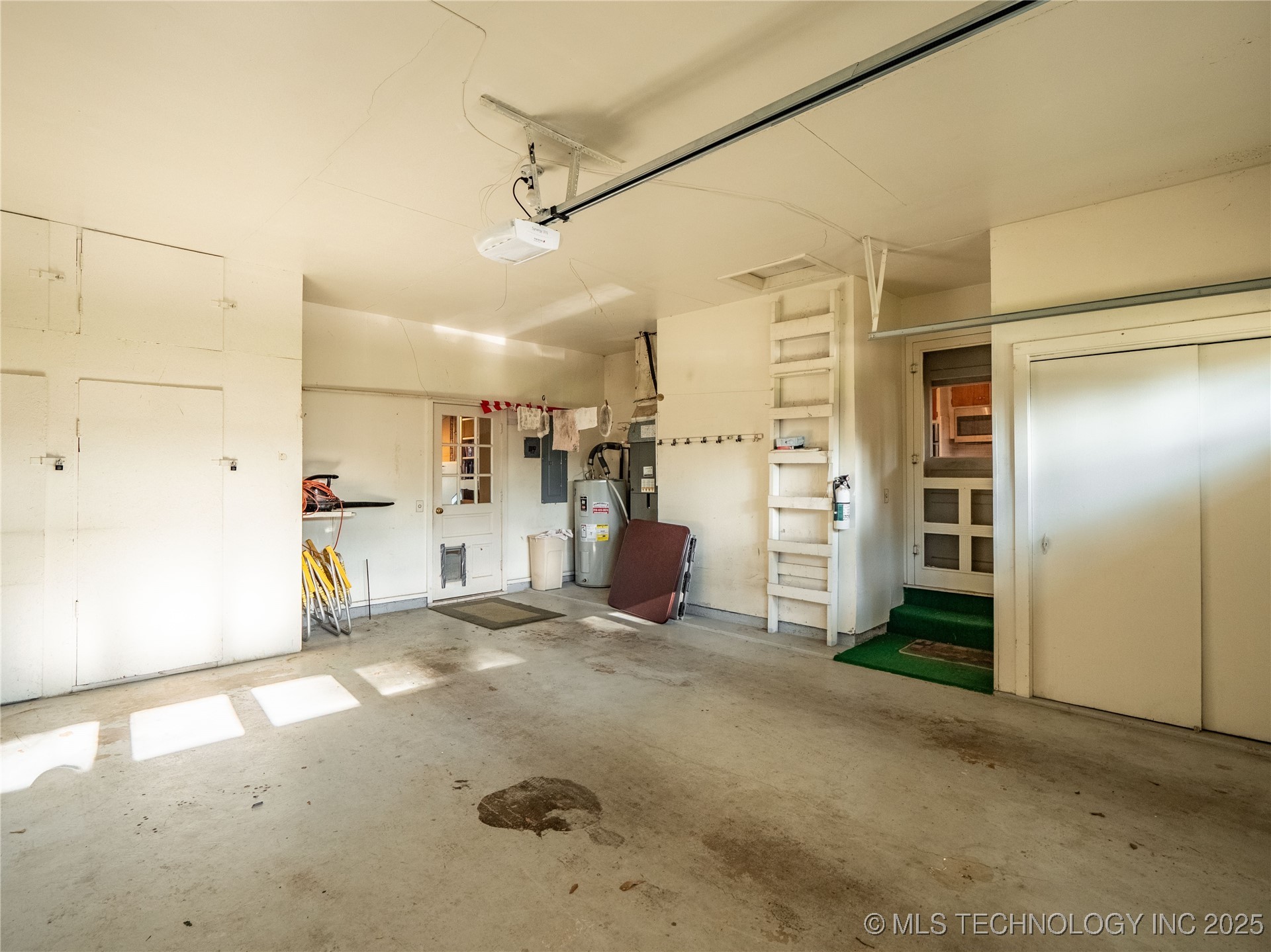 1708 Louise Property Photo 42