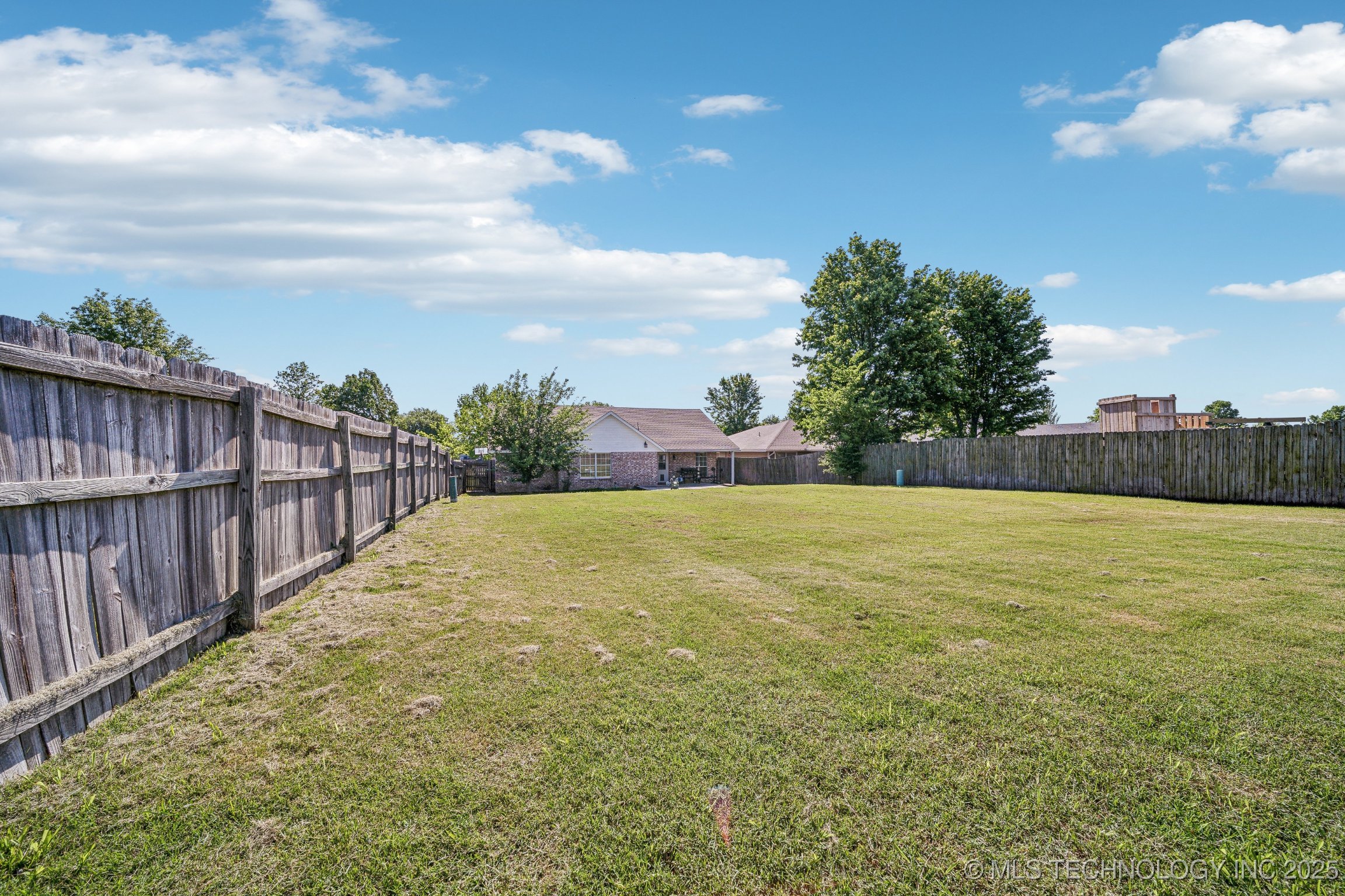 24892 S Heartwood Drive Property Photo 28