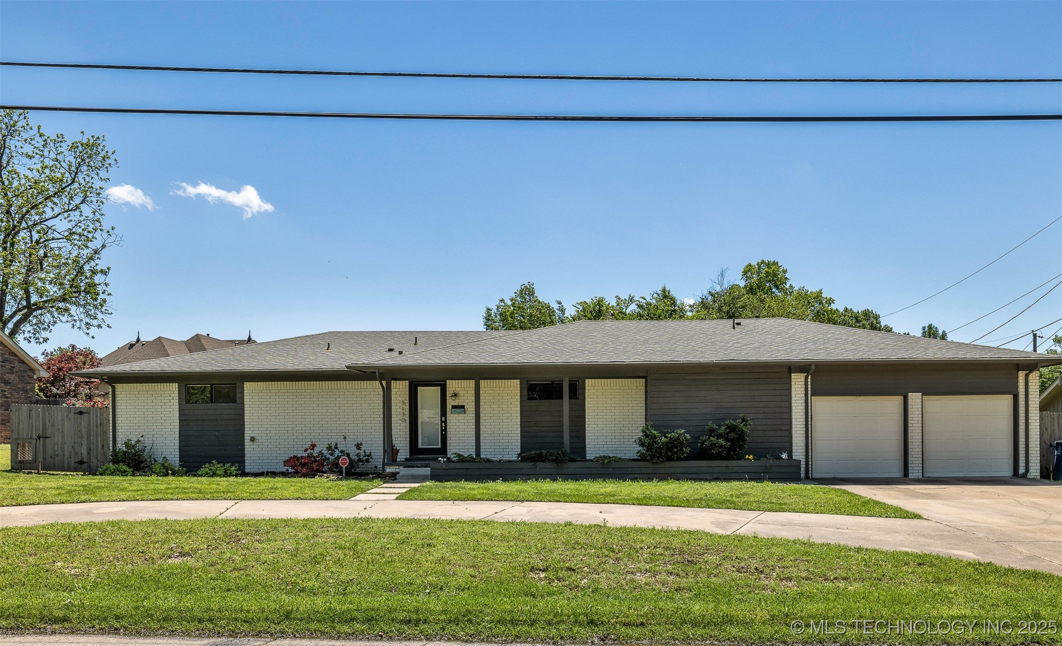 3130 E 47th Street Property Photo 5