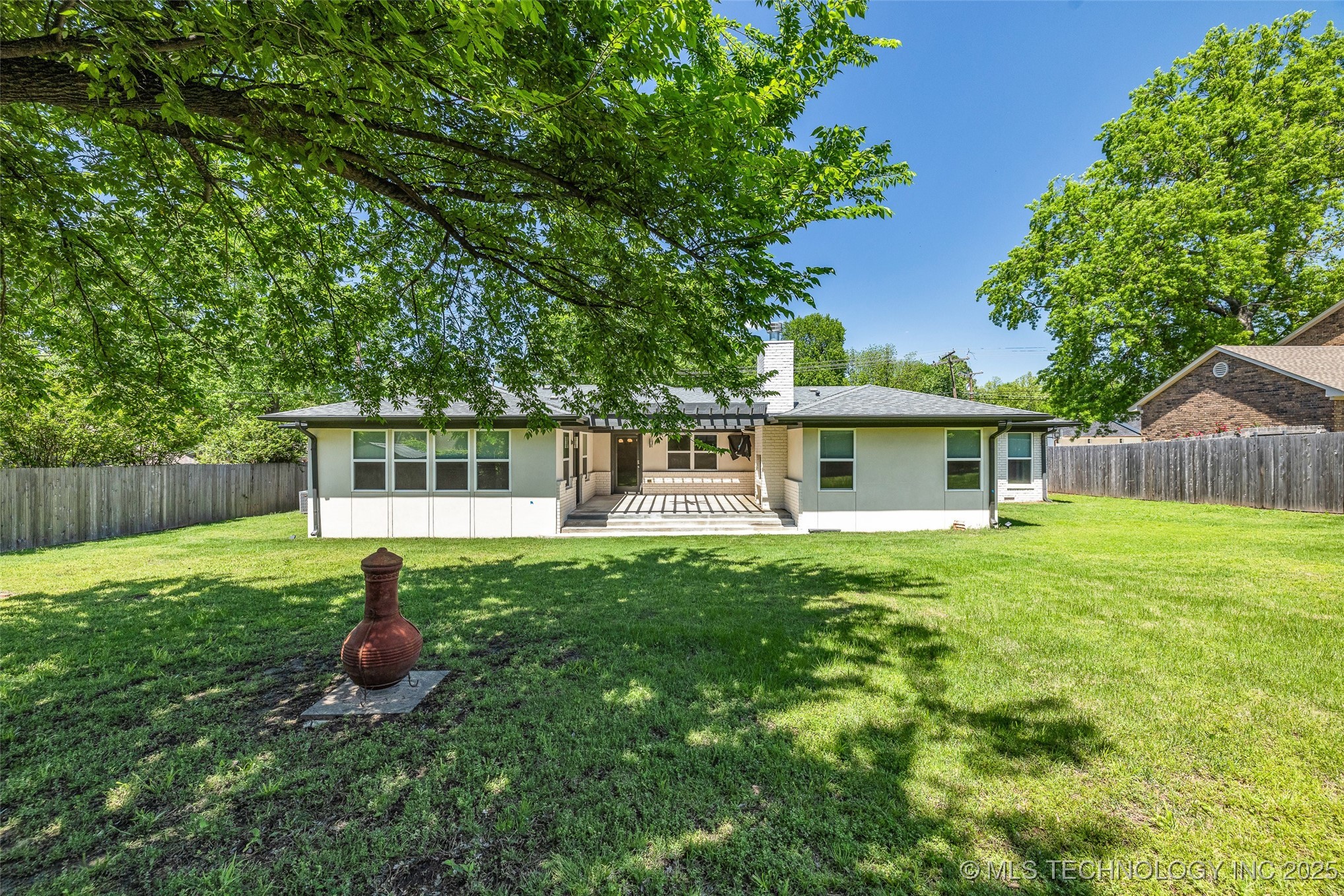 3130 E 47th Street Property Photo 43
