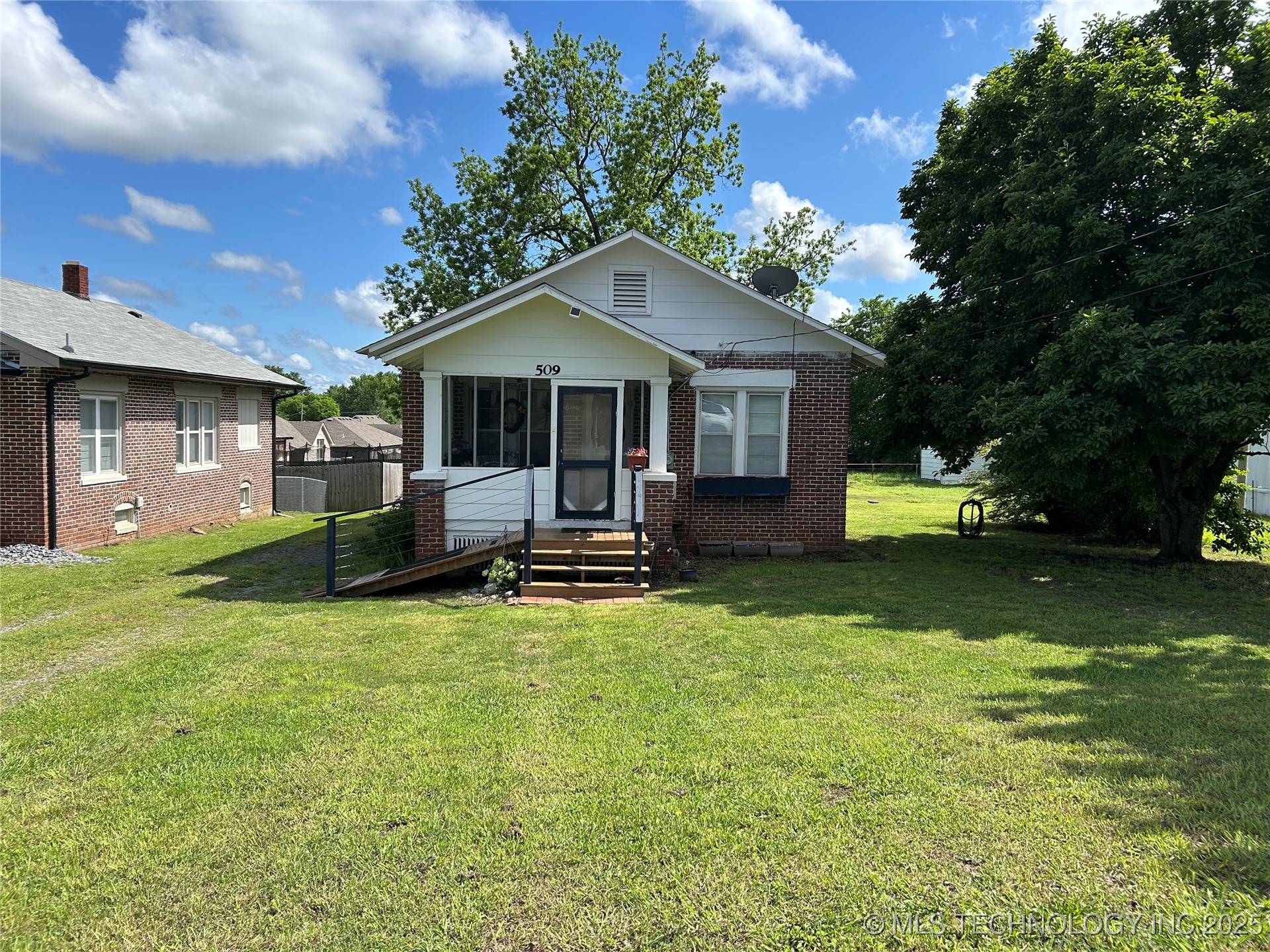 509 Poplar Street Property Photo