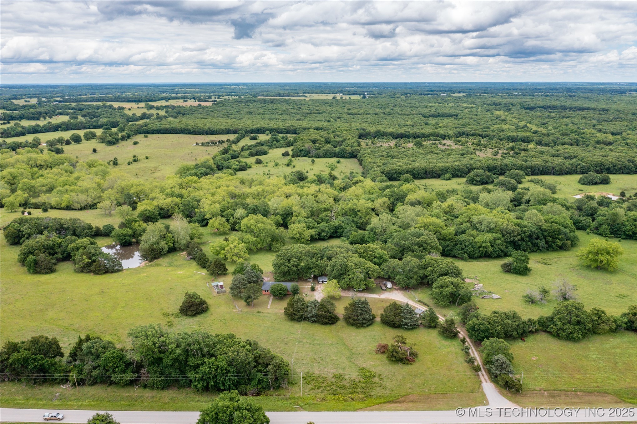 5700 S Wiley Road Property Photo 1