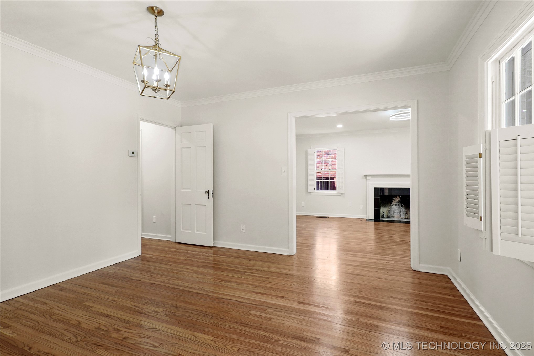 1208 E 29th Street Property Photo 8