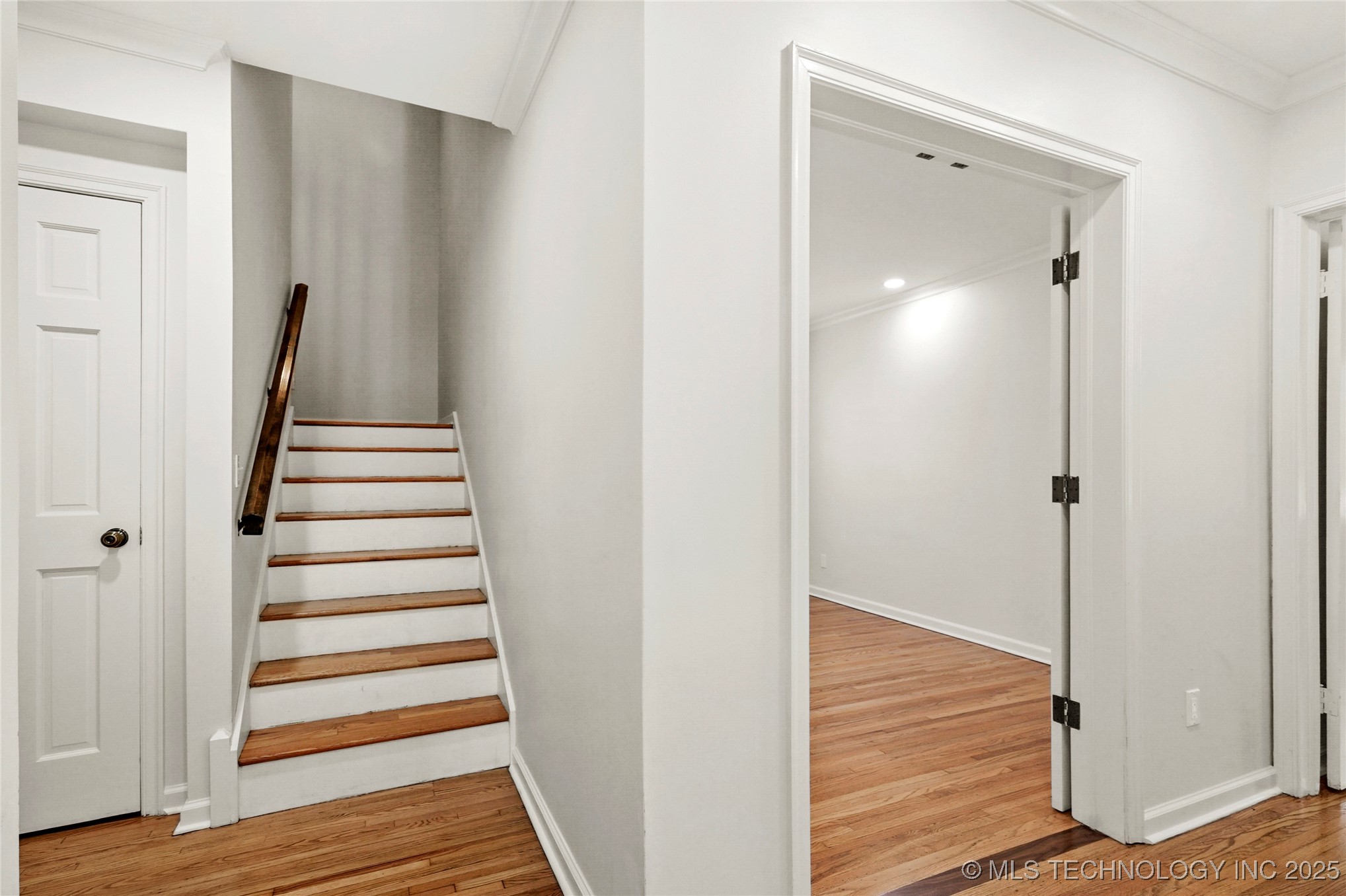 1208 E 29th Street Property Photo 20