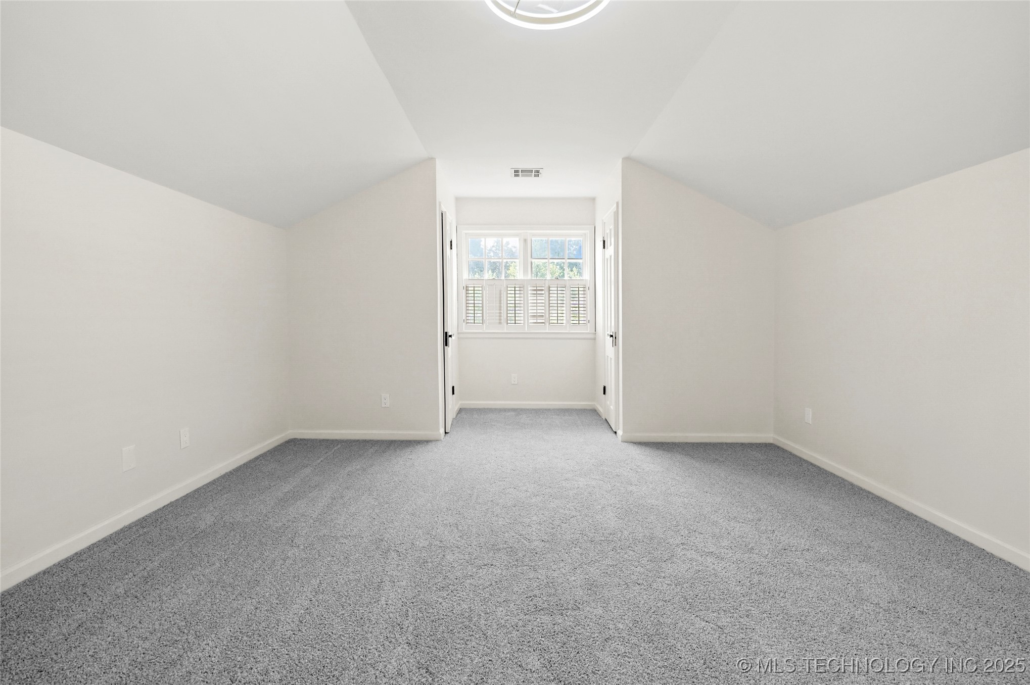 1208 E 29th Street Property Photo 22