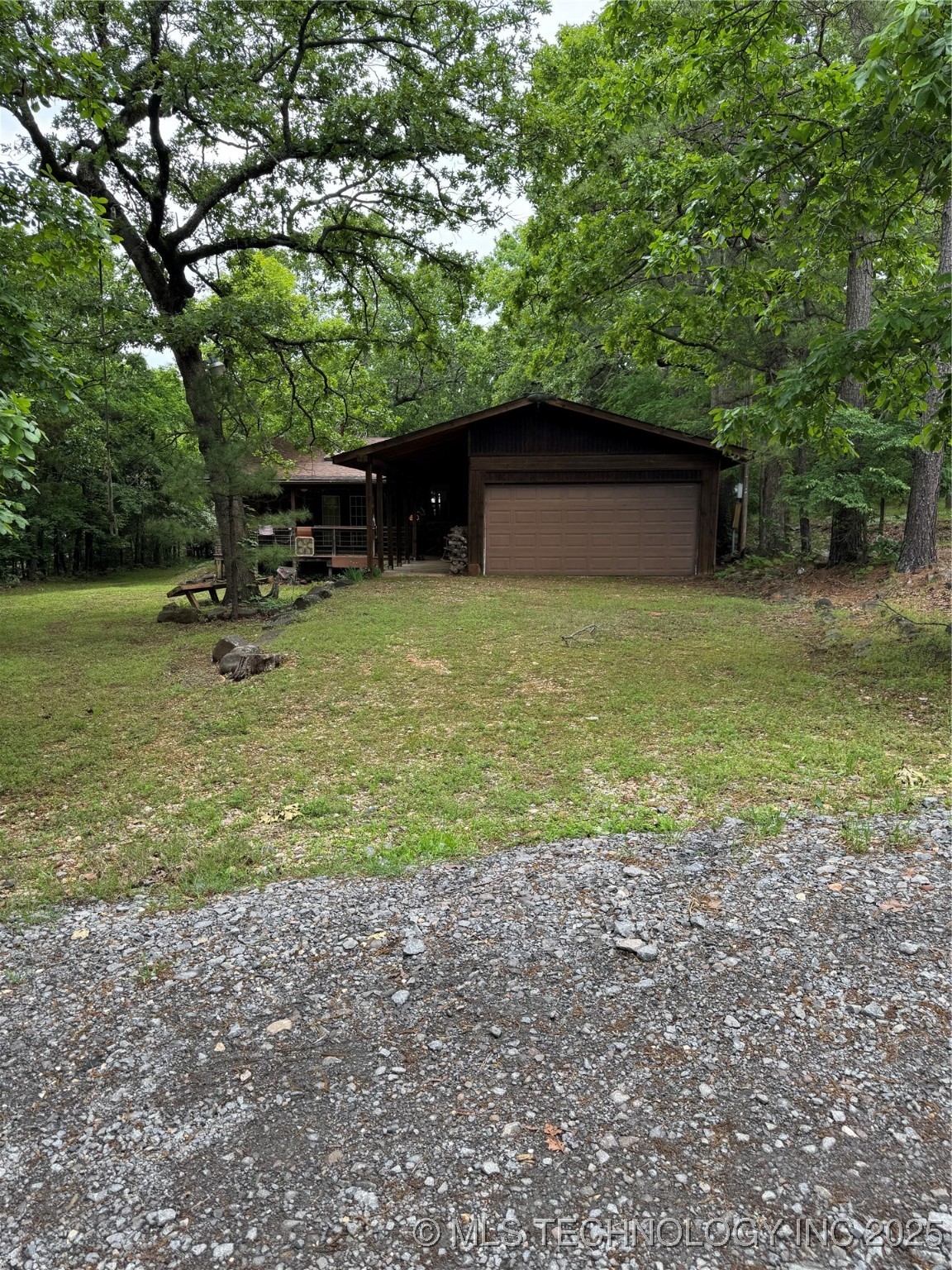 20118 W Deer Run Road Property Photo