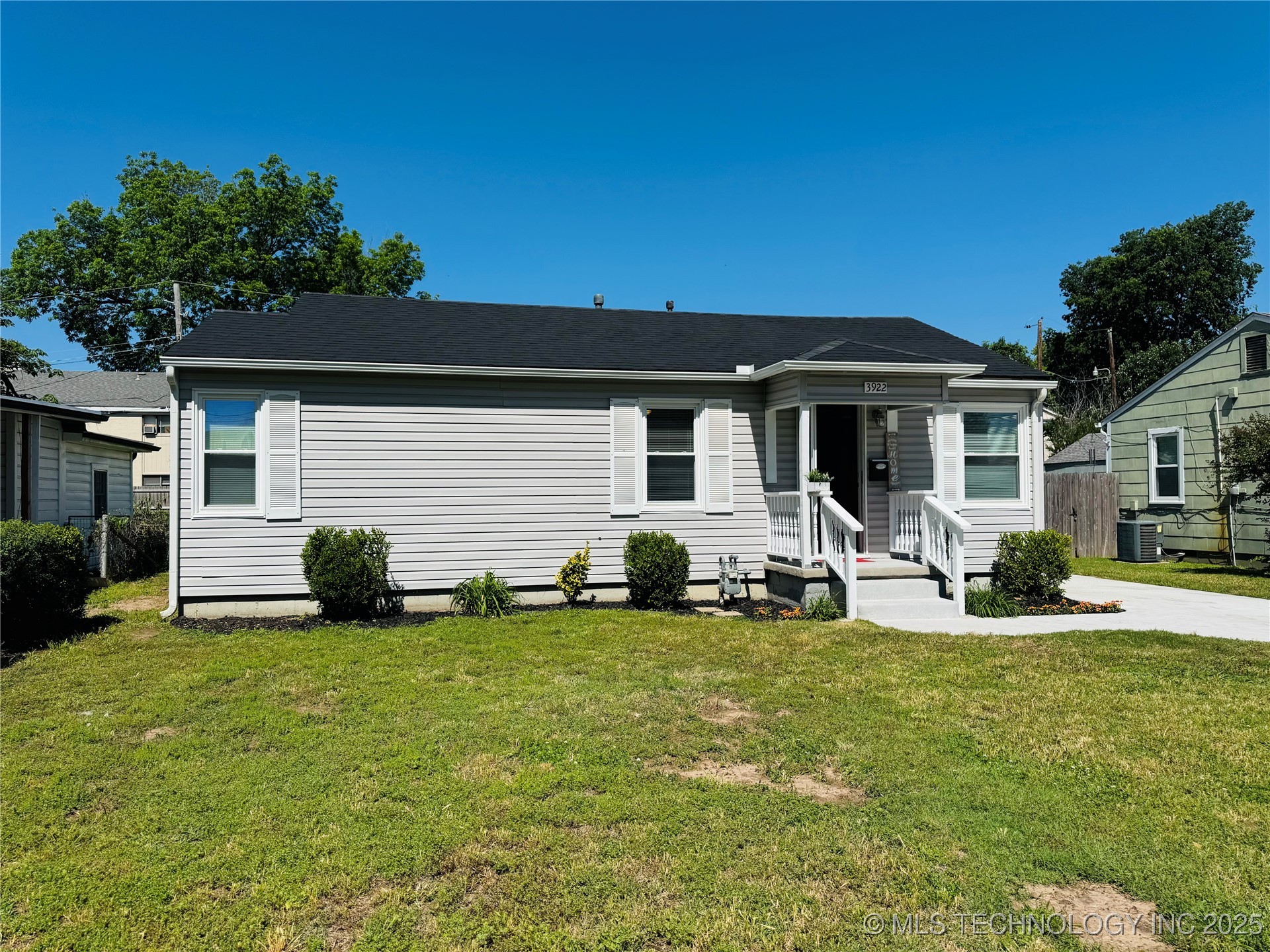 3922 S Norfolk Avenue Property Photo