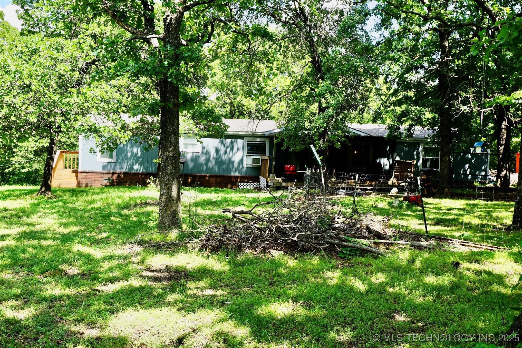 6161 N 66th West Avenue Property Photo 1