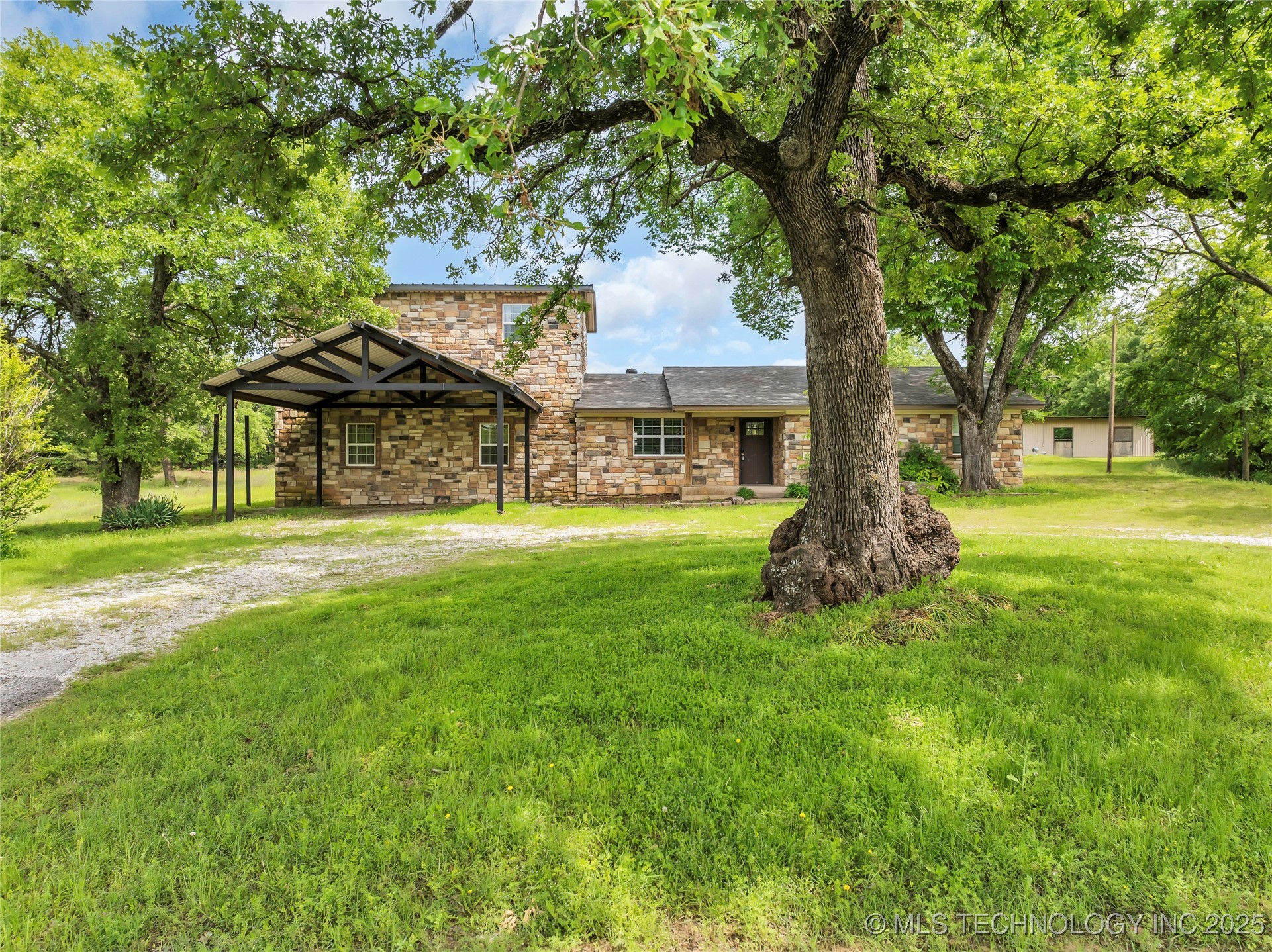 2382 Cheek Property Photo 1