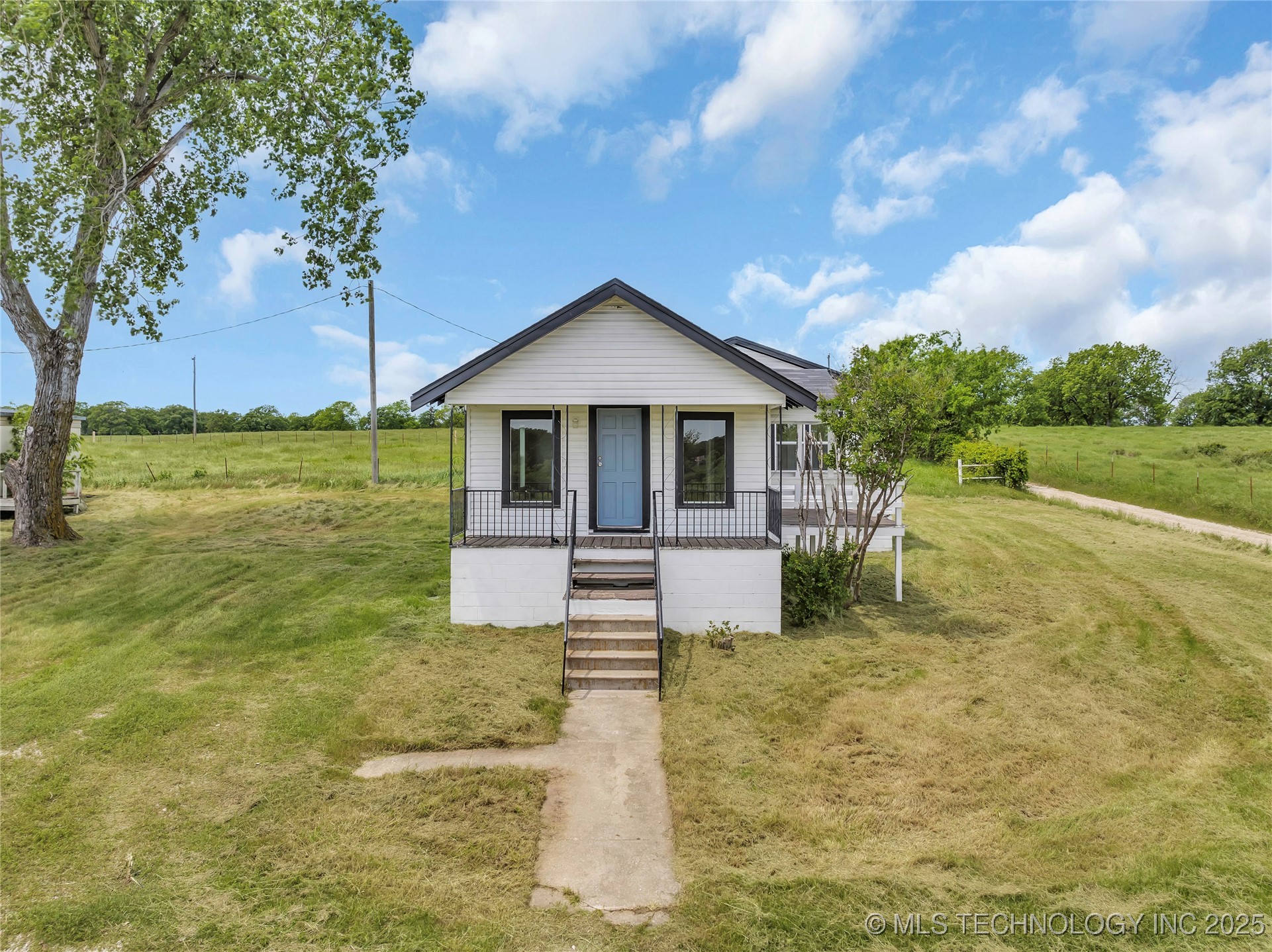 13273 Us Highway 77 Property Photo