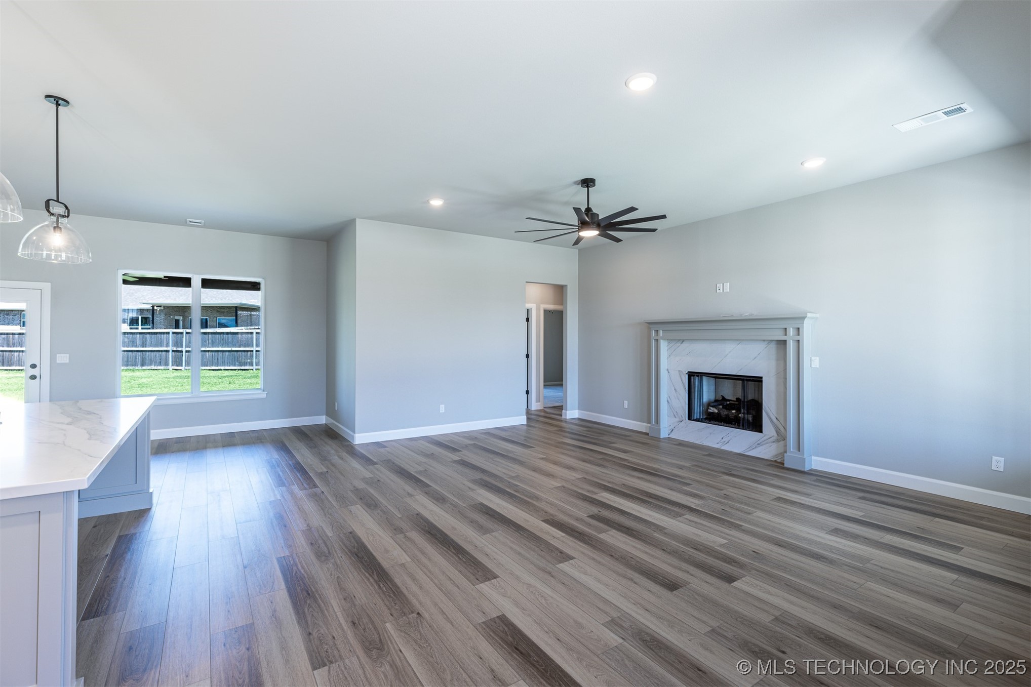 10704 S 278th East Avenue Property Photo 7