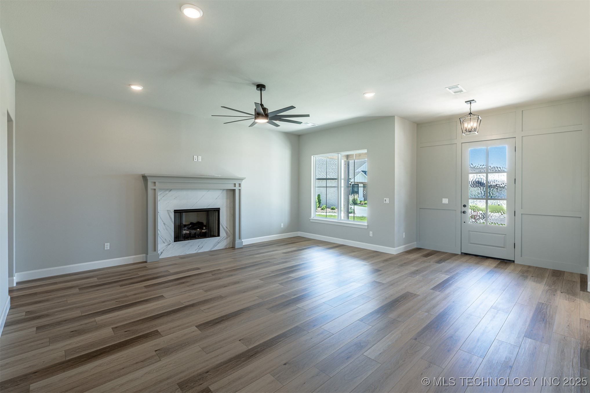 10704 S 278th East Avenue Property Photo 8