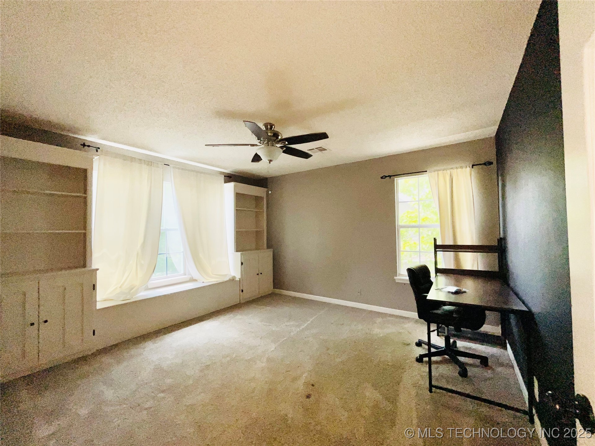 9515 E 99th Place Property Photo 9